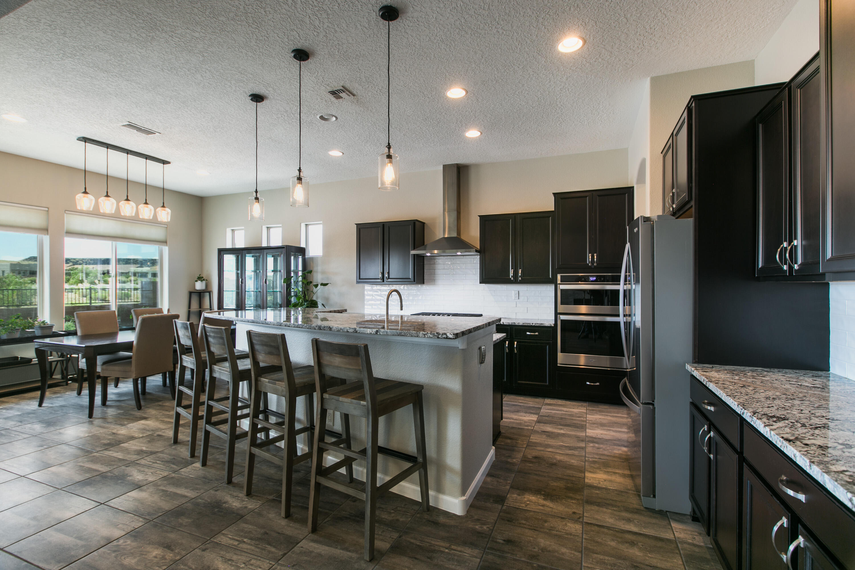 9232 WIND CAVES Way NW