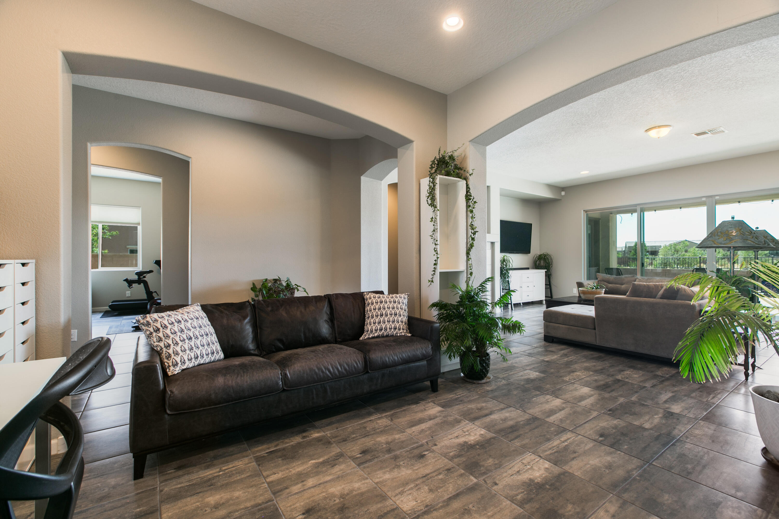 9232 WIND CAVES Way NW