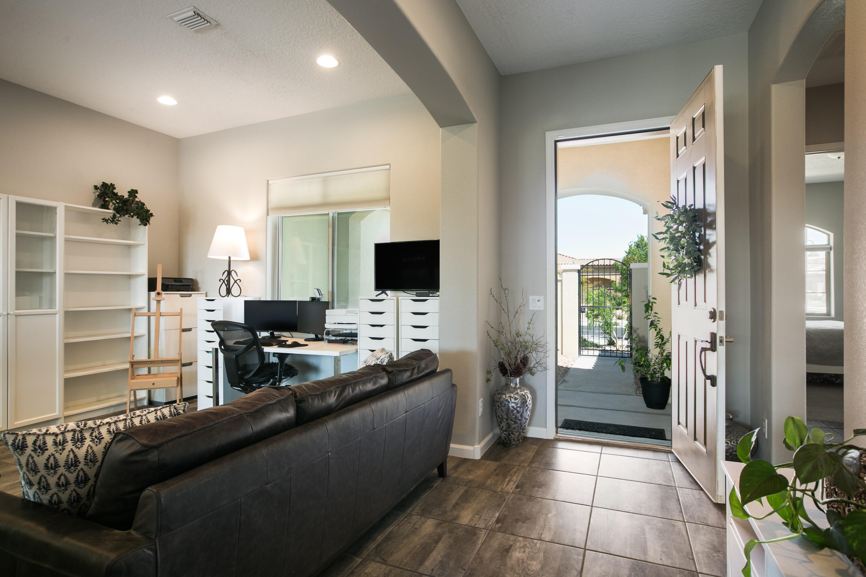 9232 WIND CAVES Way NW