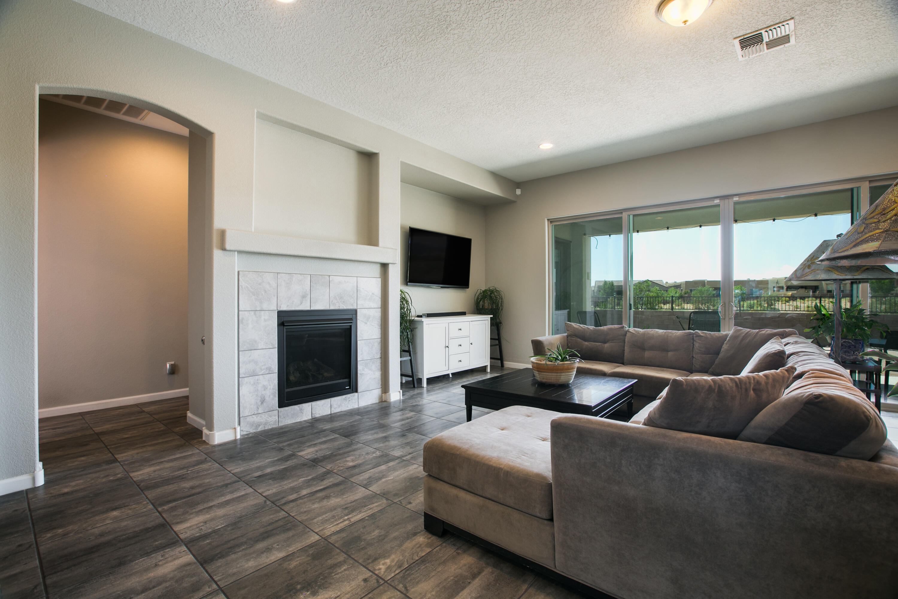 9232 WIND CAVES Way NW