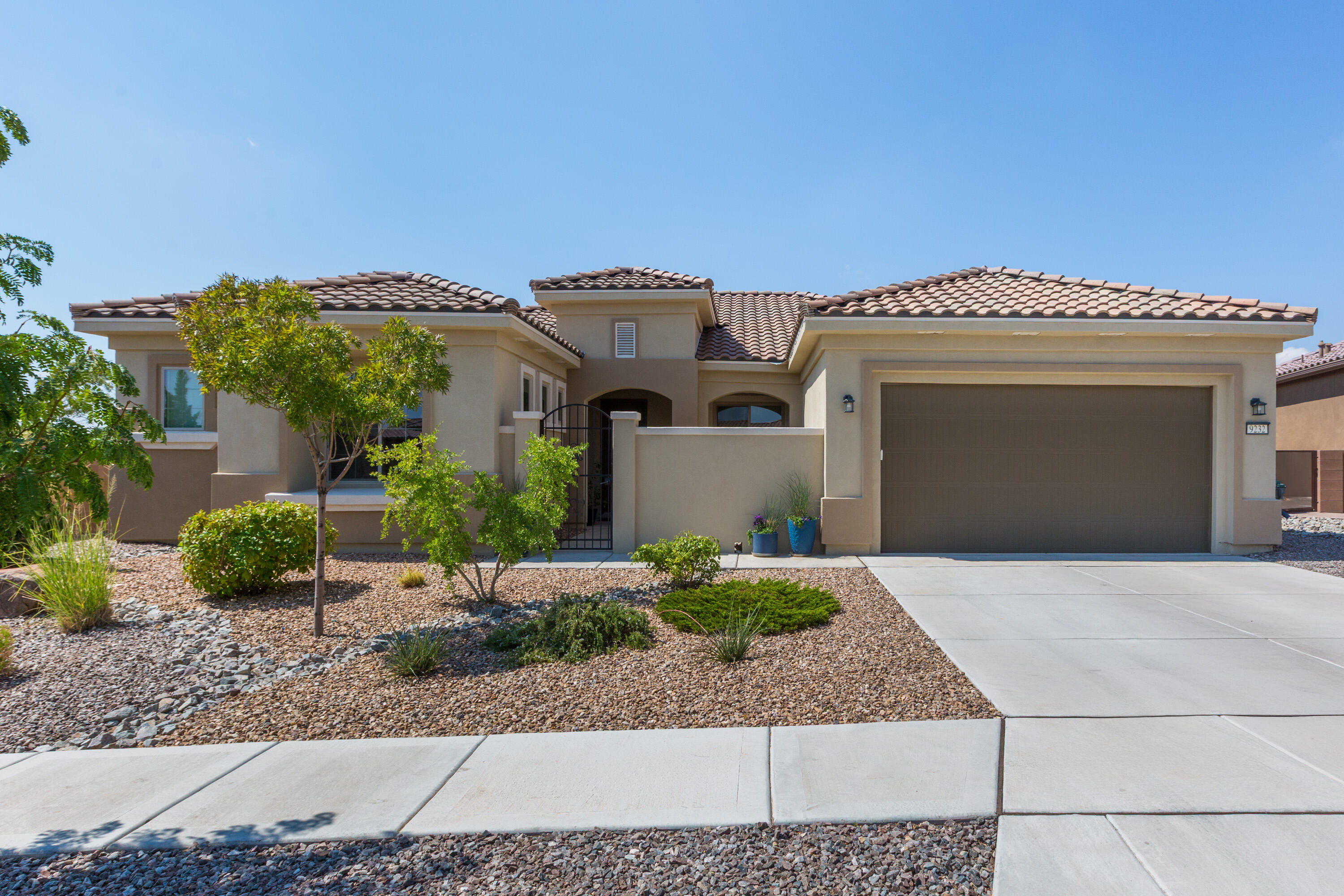 9232 WIND CAVES Way NW