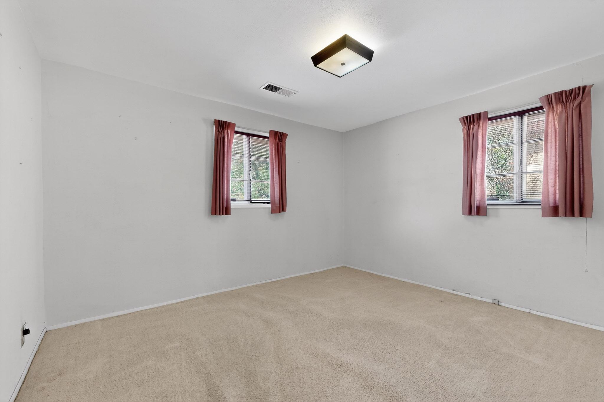 2420 Stevens Drive NE