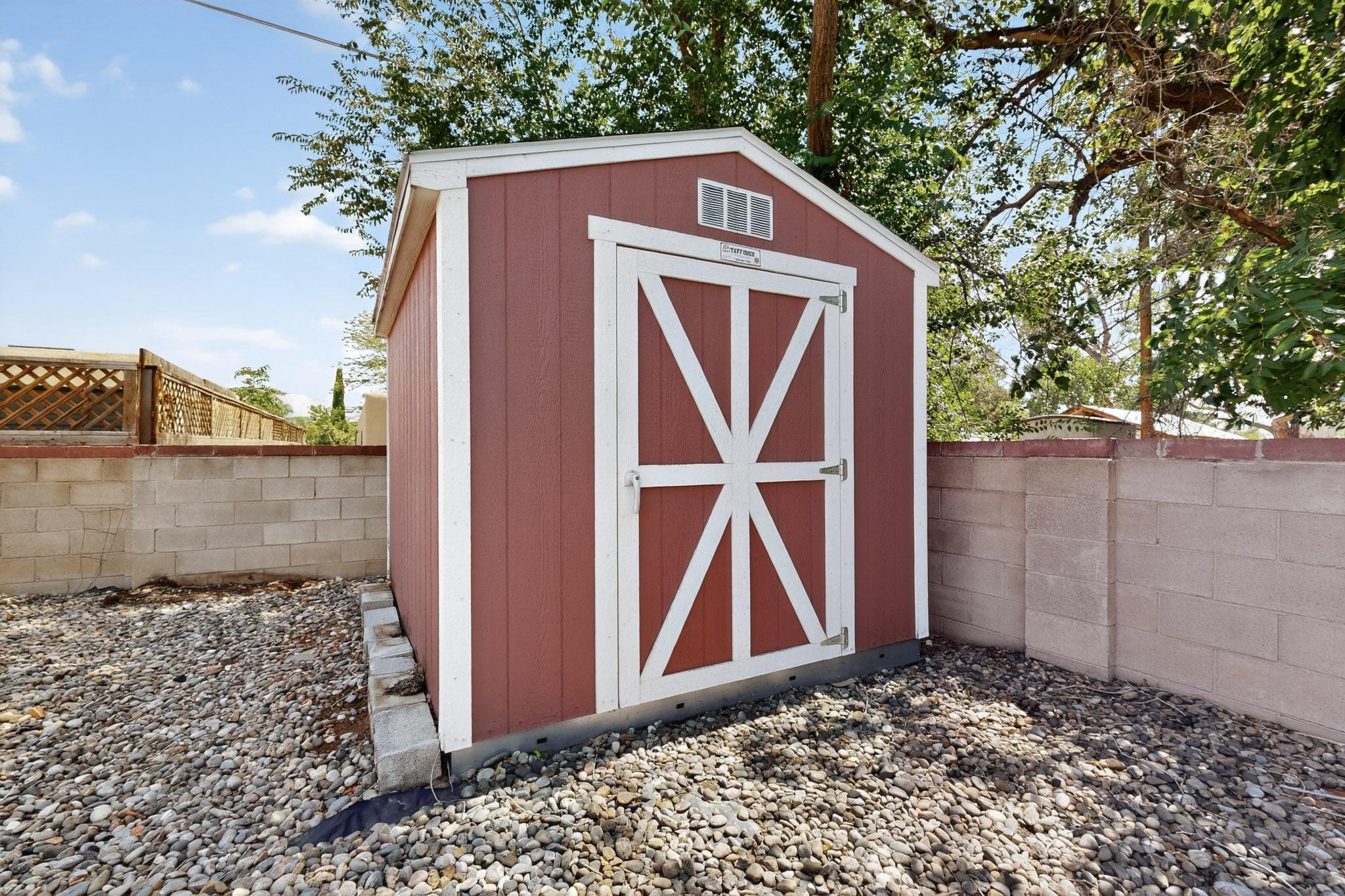 2420 Stevens Drive NE