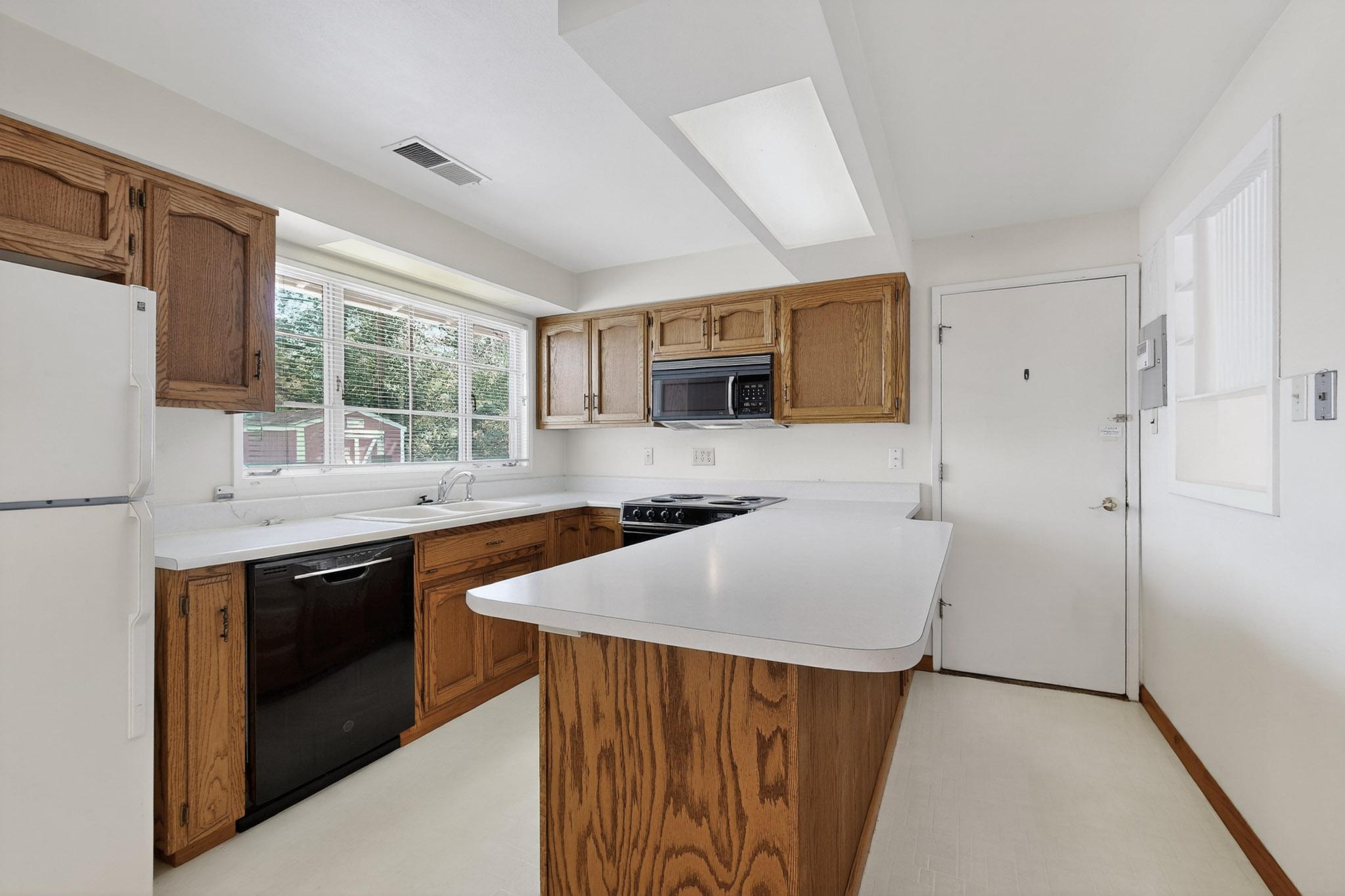 2420 Stevens Drive NE