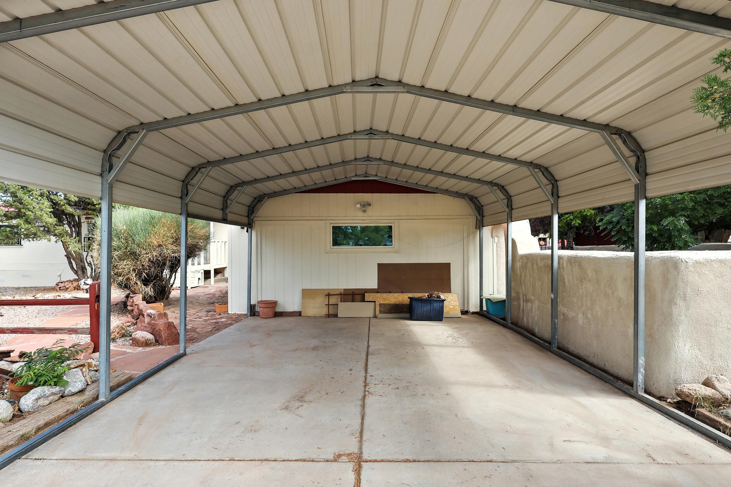 4828 HAZEL Street