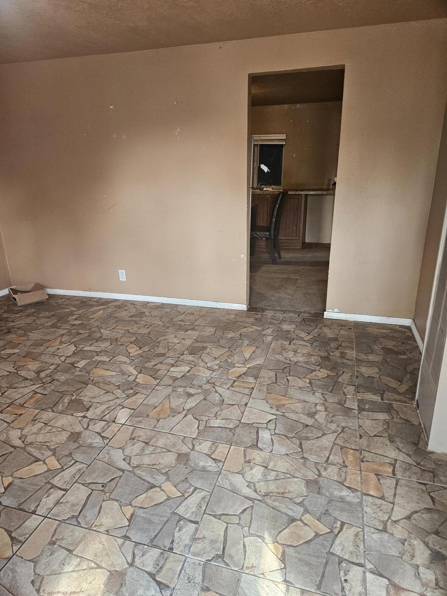 308 LA VEGA Drive SW