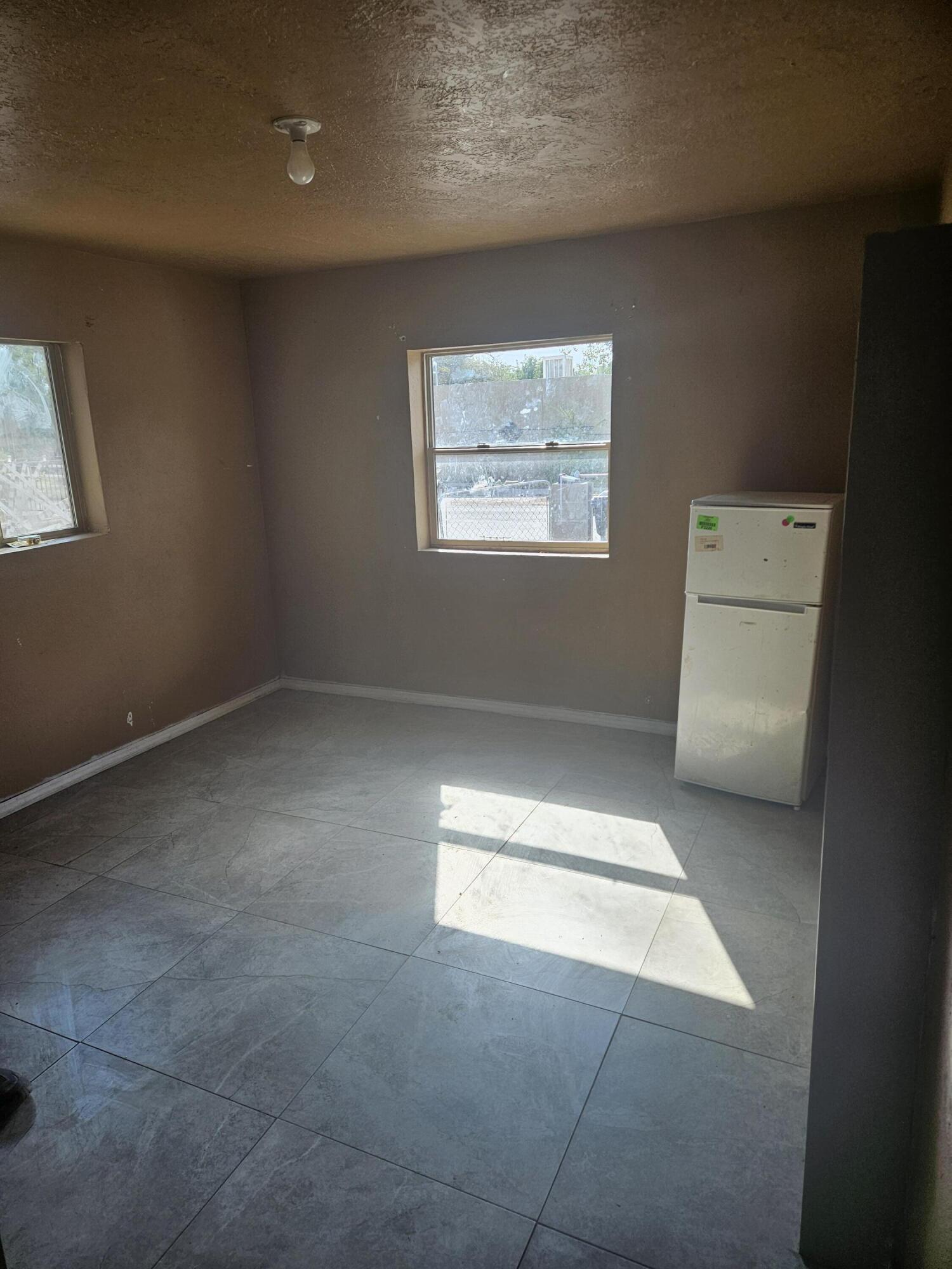 308 LA VEGA Drive SW