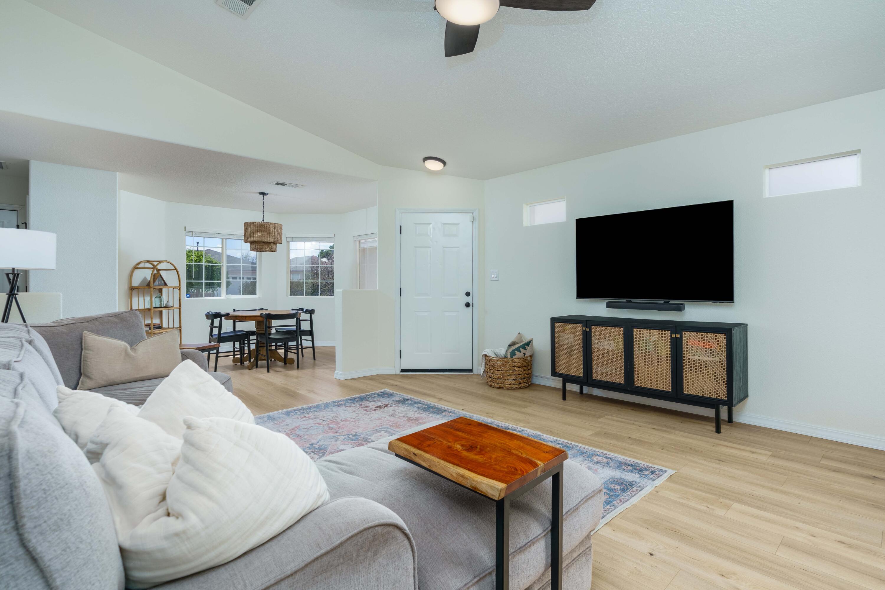 8009 Vista Estrella Lane SW