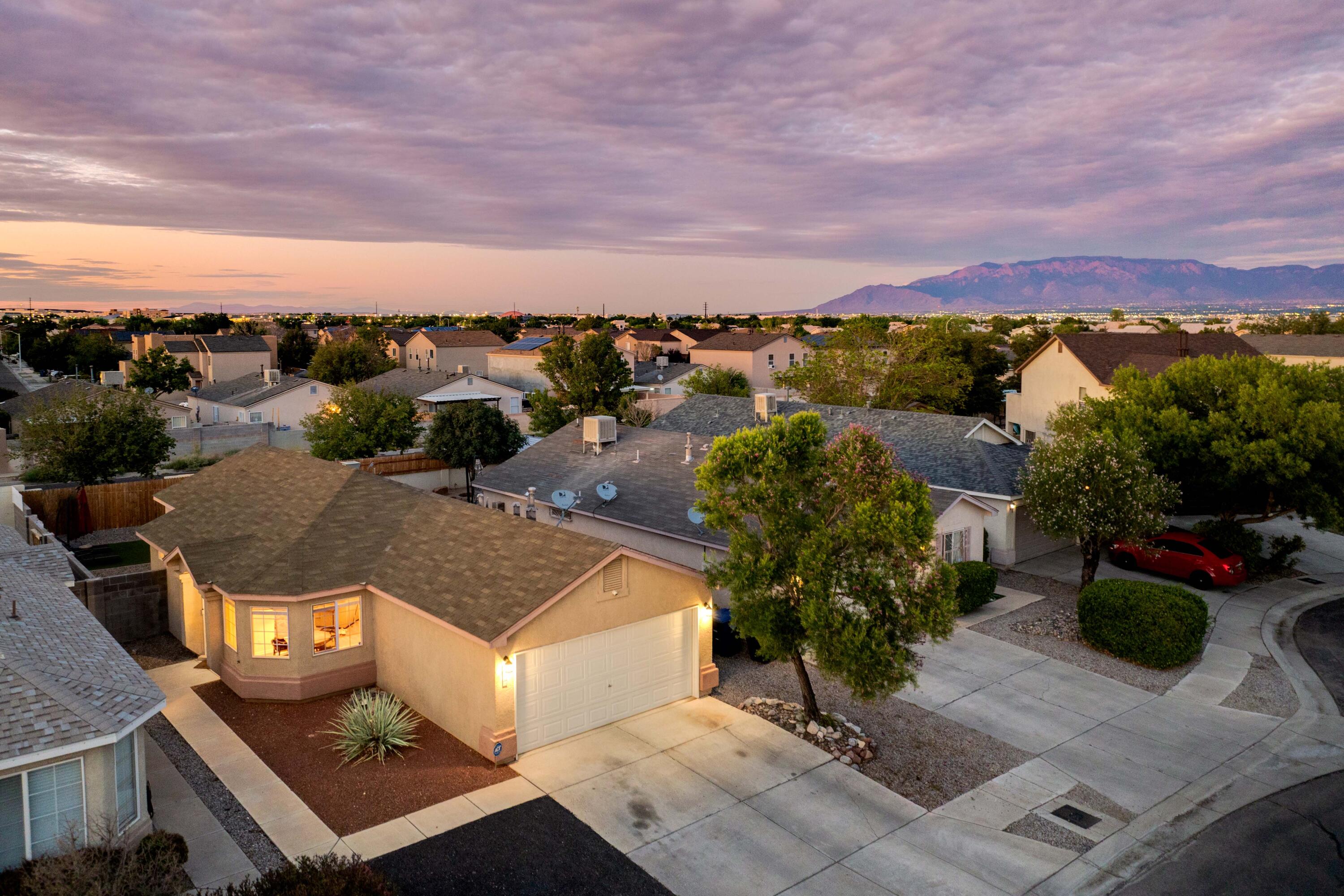 8009 Vista Estrella Lane SW