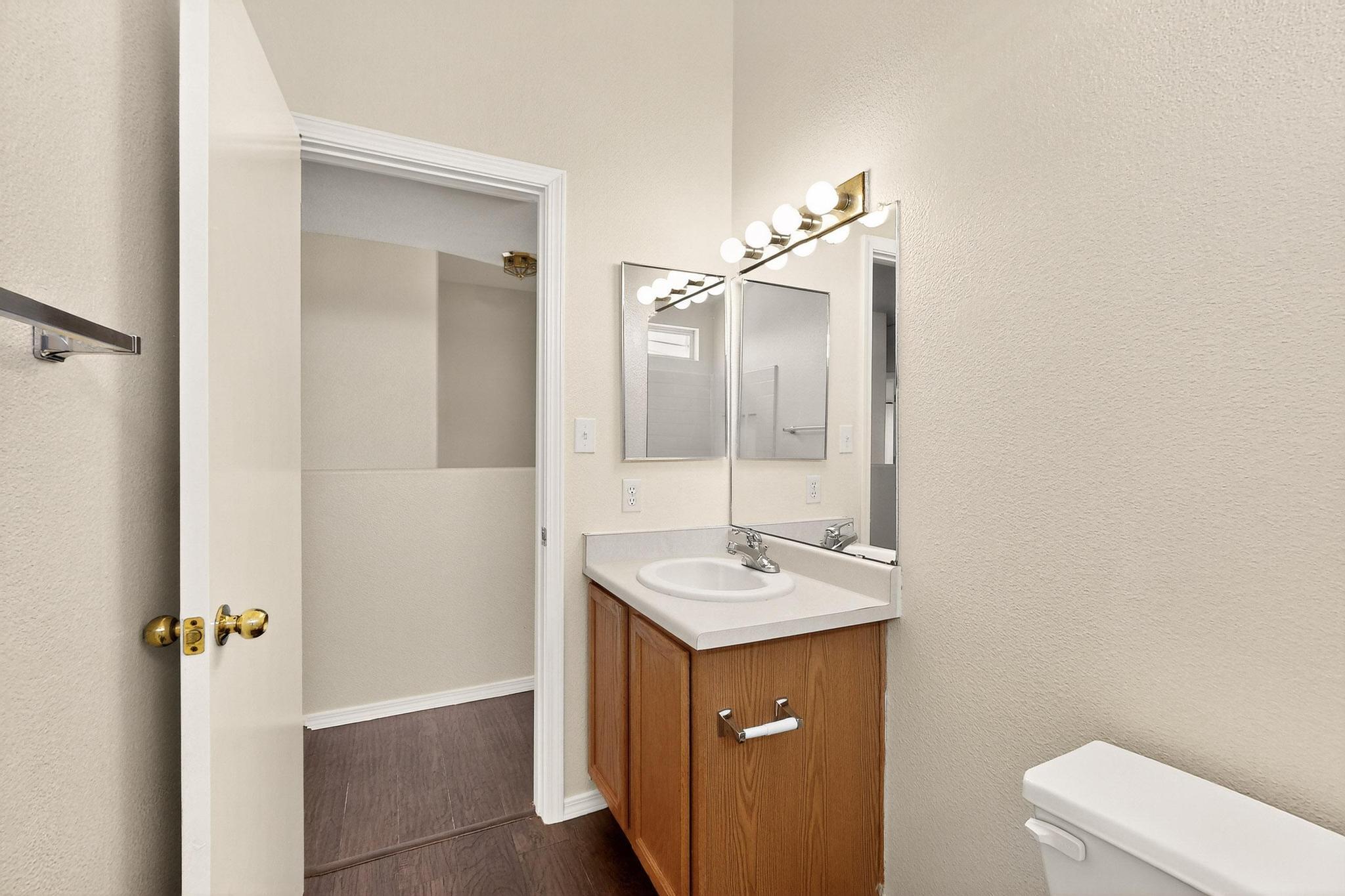 9900 Ladder Ranch Lane SW