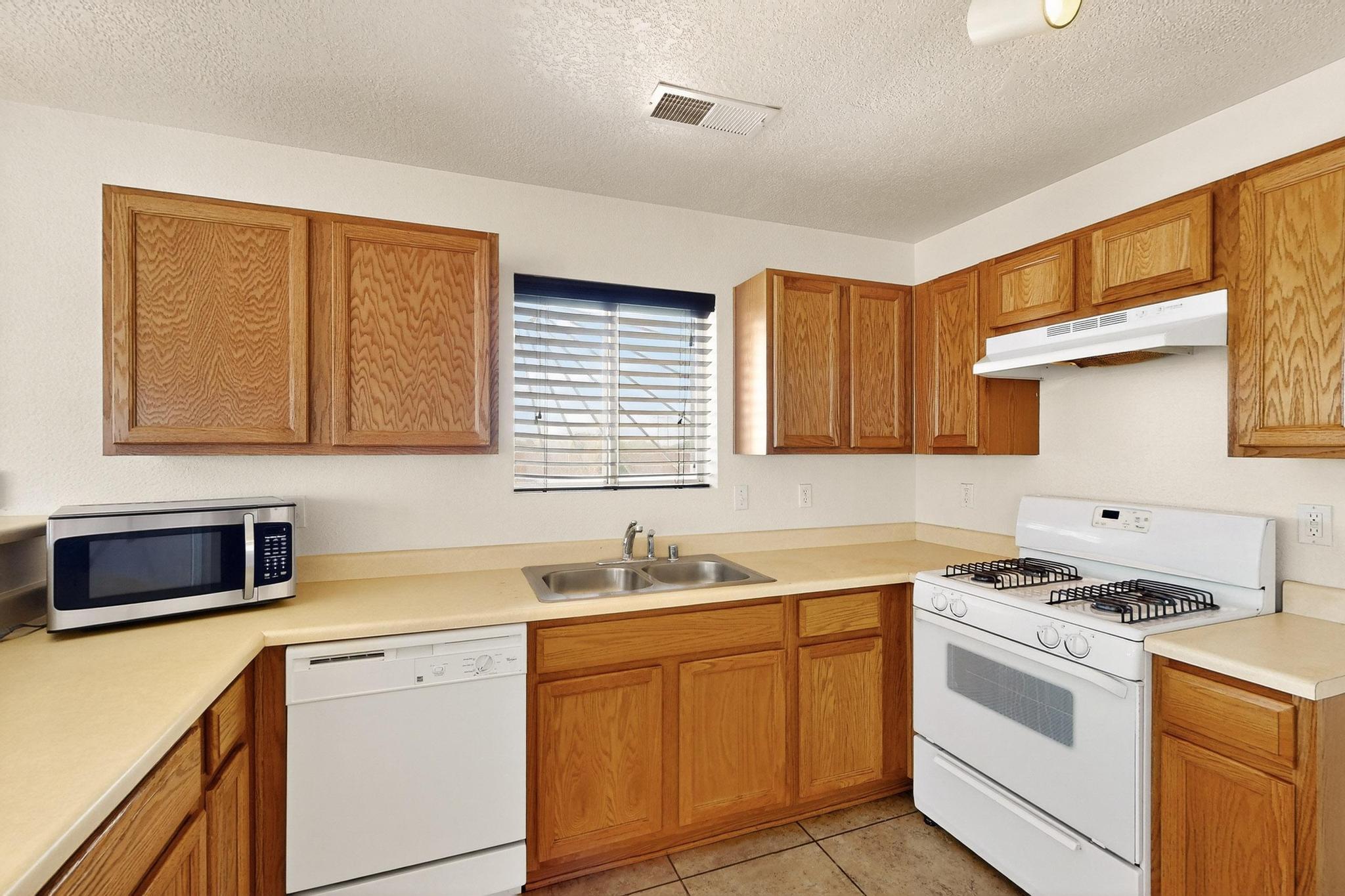 9900 Ladder Ranch Lane SW
