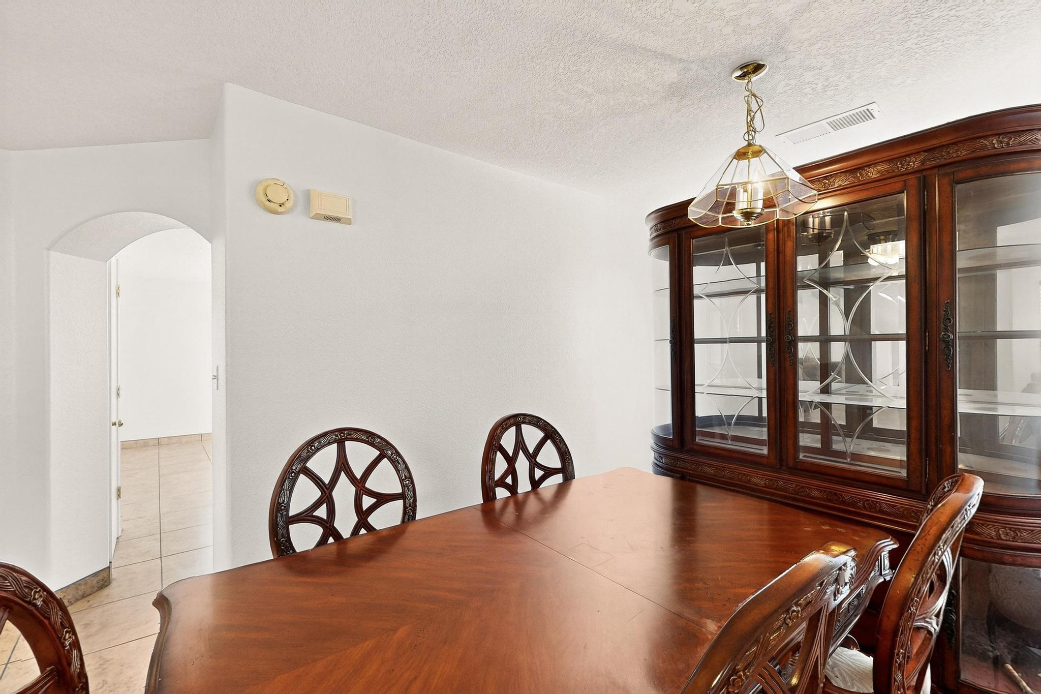 9900 Ladder Ranch Lane SW