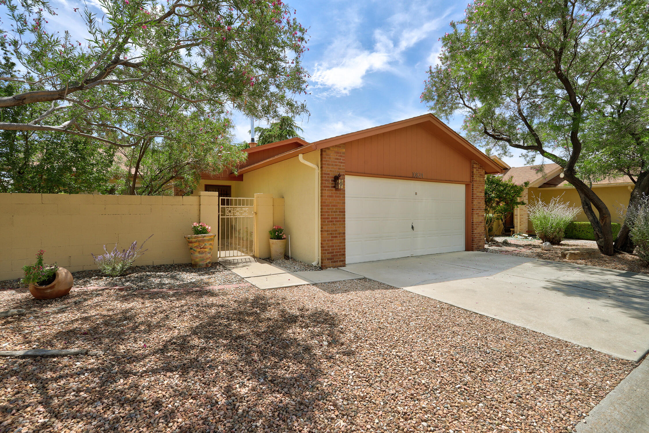 10824 CENTRAL PARK Drive NE