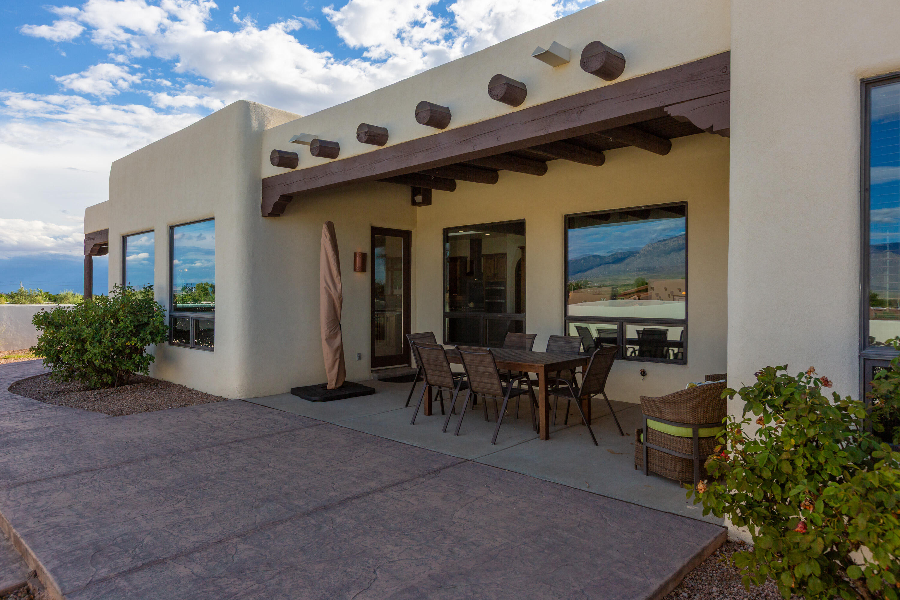 840 ALAMOS Road
