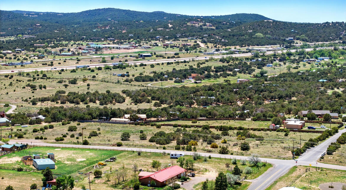 951 Moutain Valley Road Road