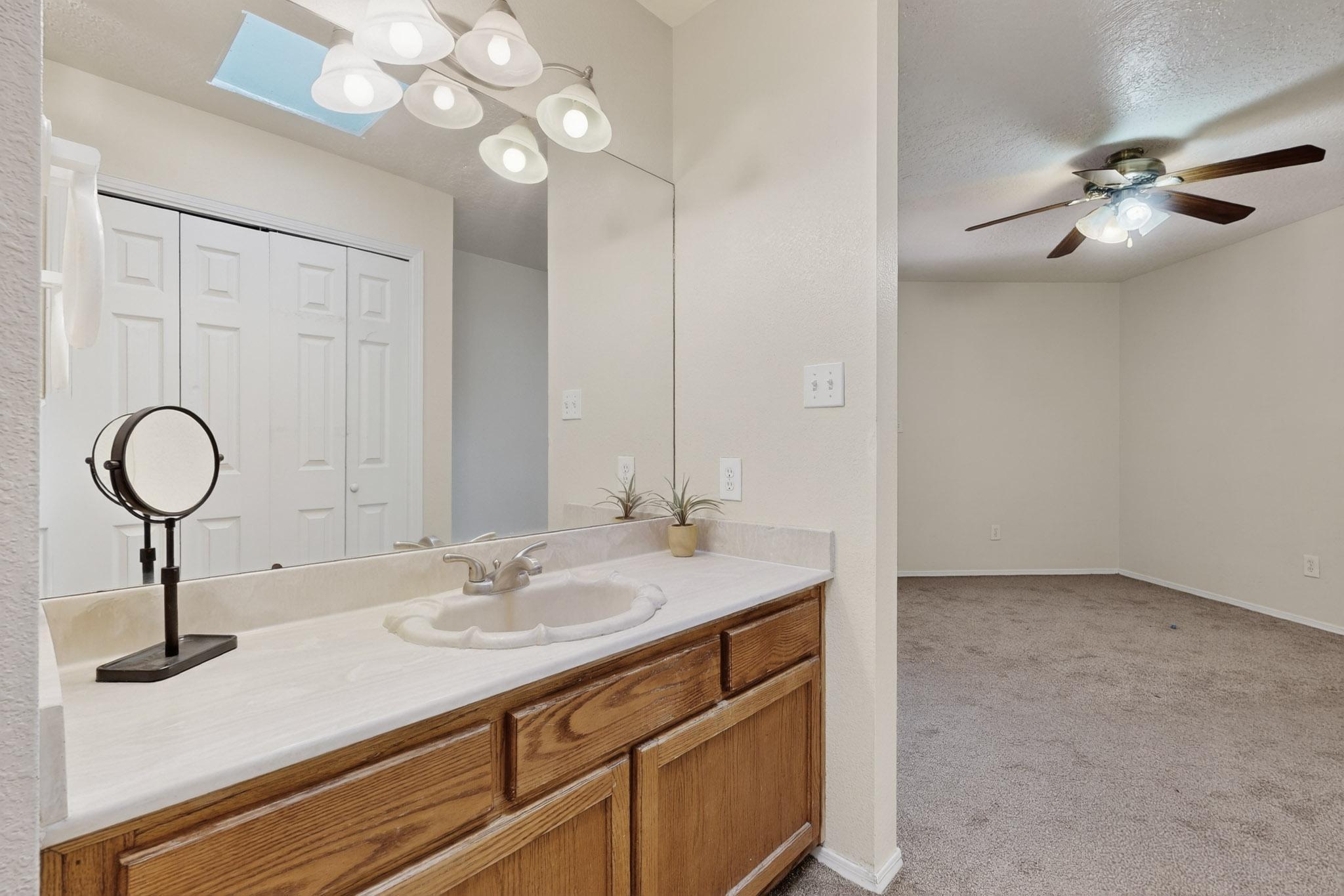 100 VISTA DEL SOL Street