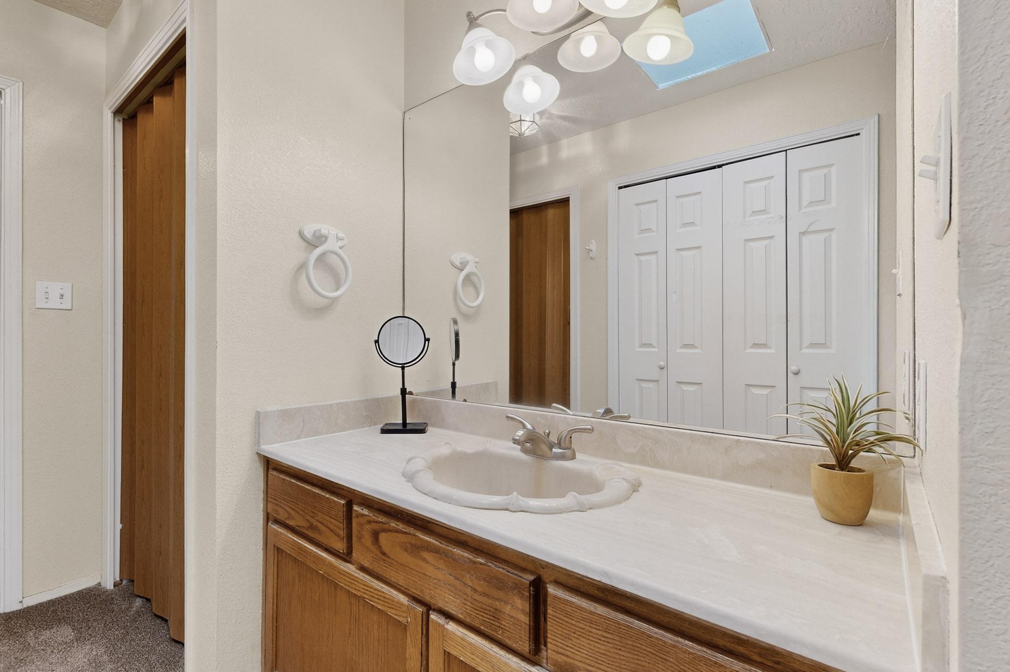 100 VISTA DEL SOL Street