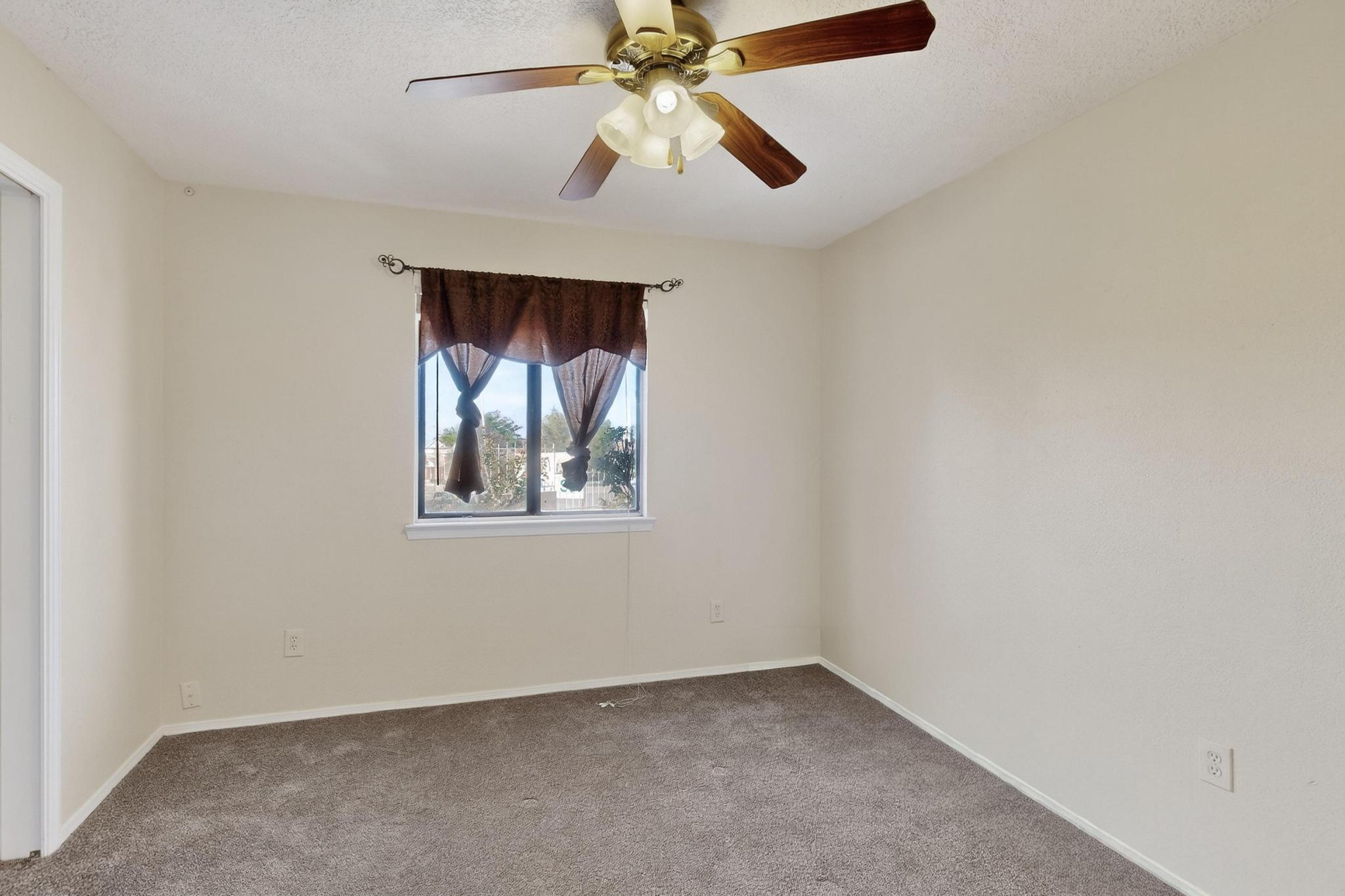 100 VISTA DEL SOL Street