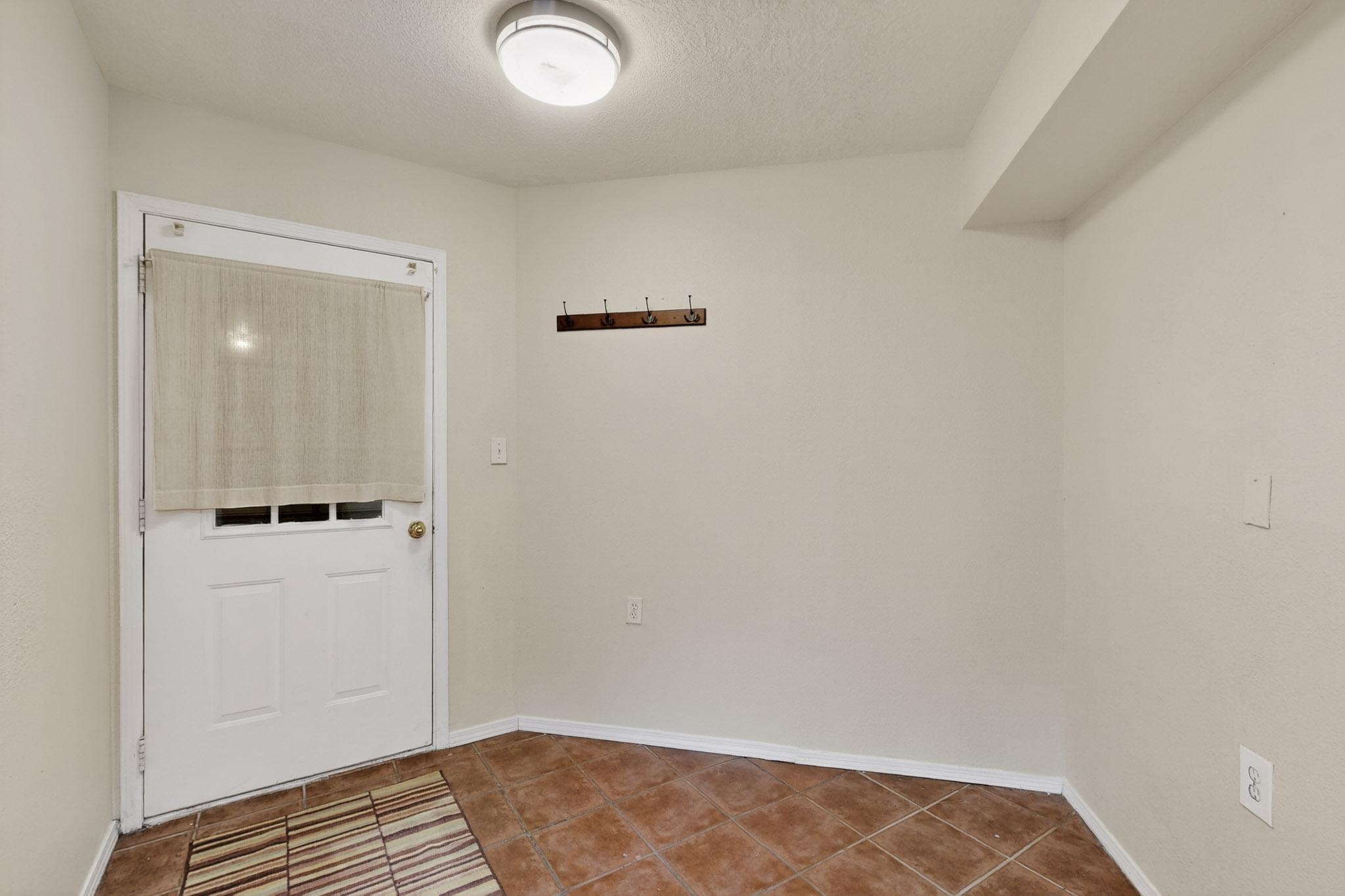 100 VISTA DEL SOL Street