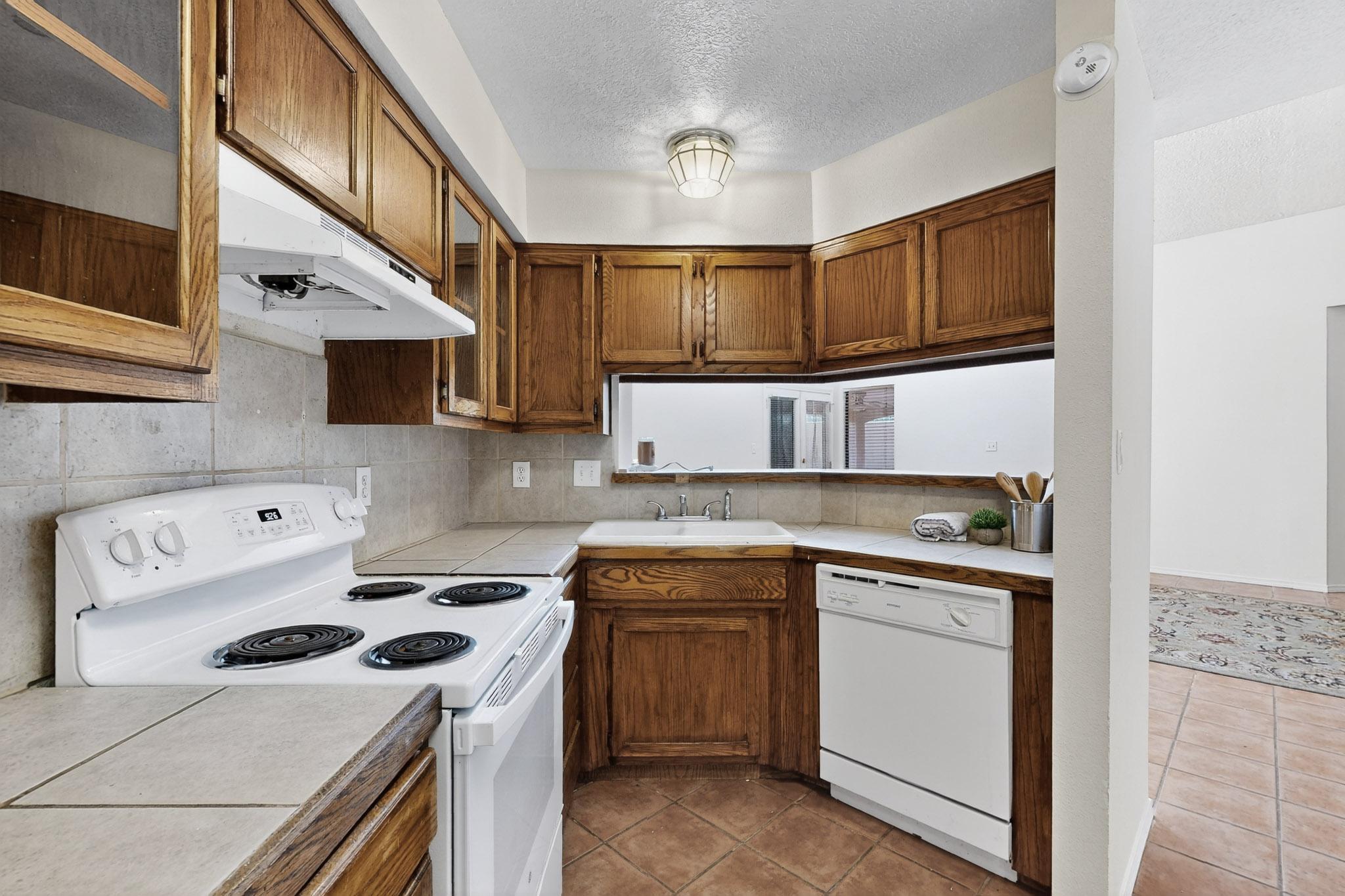 100 VISTA DEL SOL Street