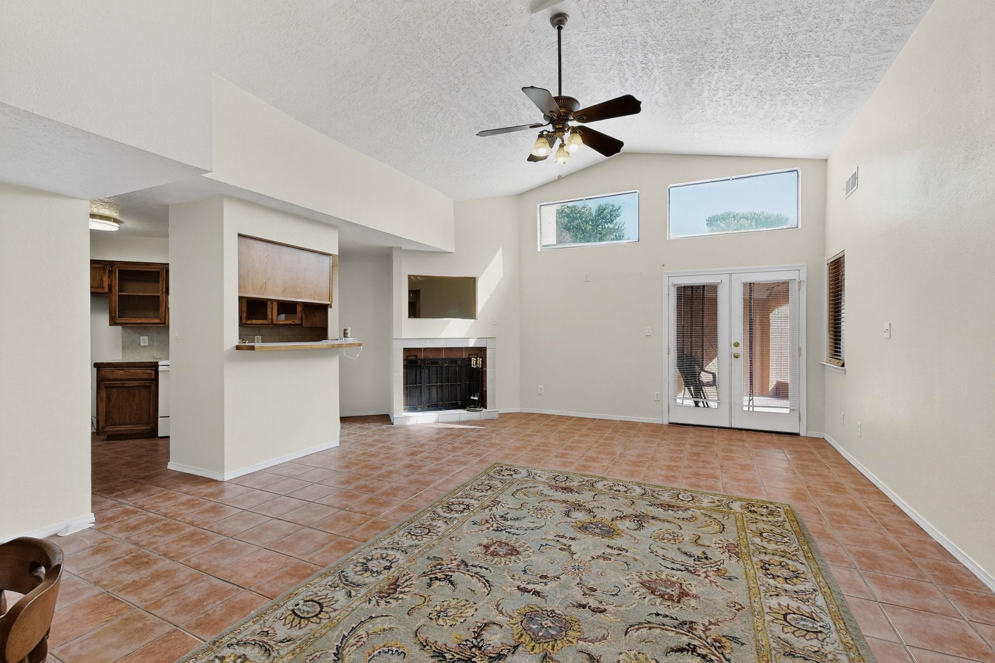 100 VISTA DEL SOL Street