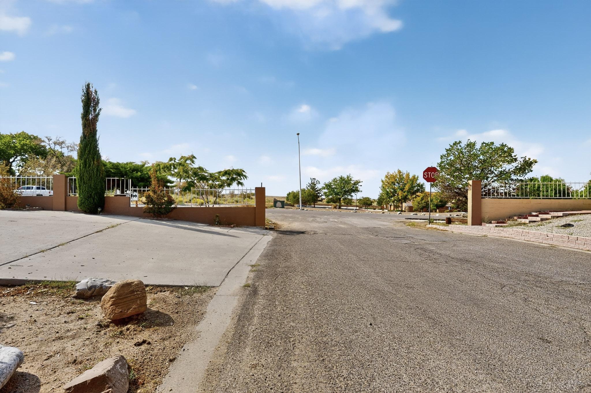 100 VISTA DEL SOL Street