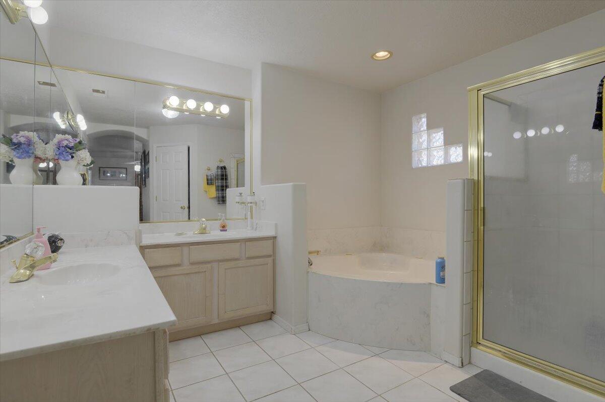 4923 ALTA MESA NW