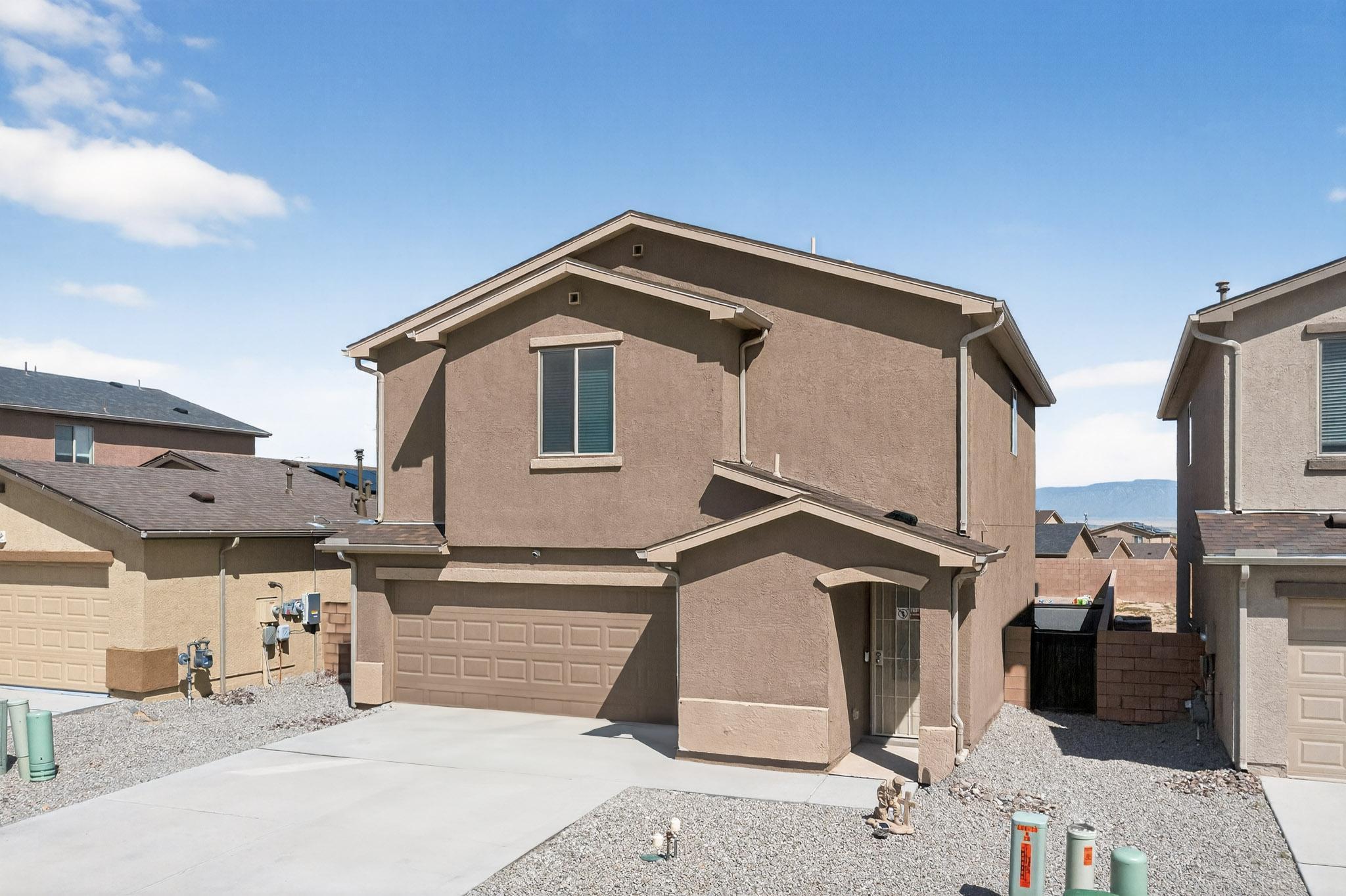 471 CHAFEY Drive SW