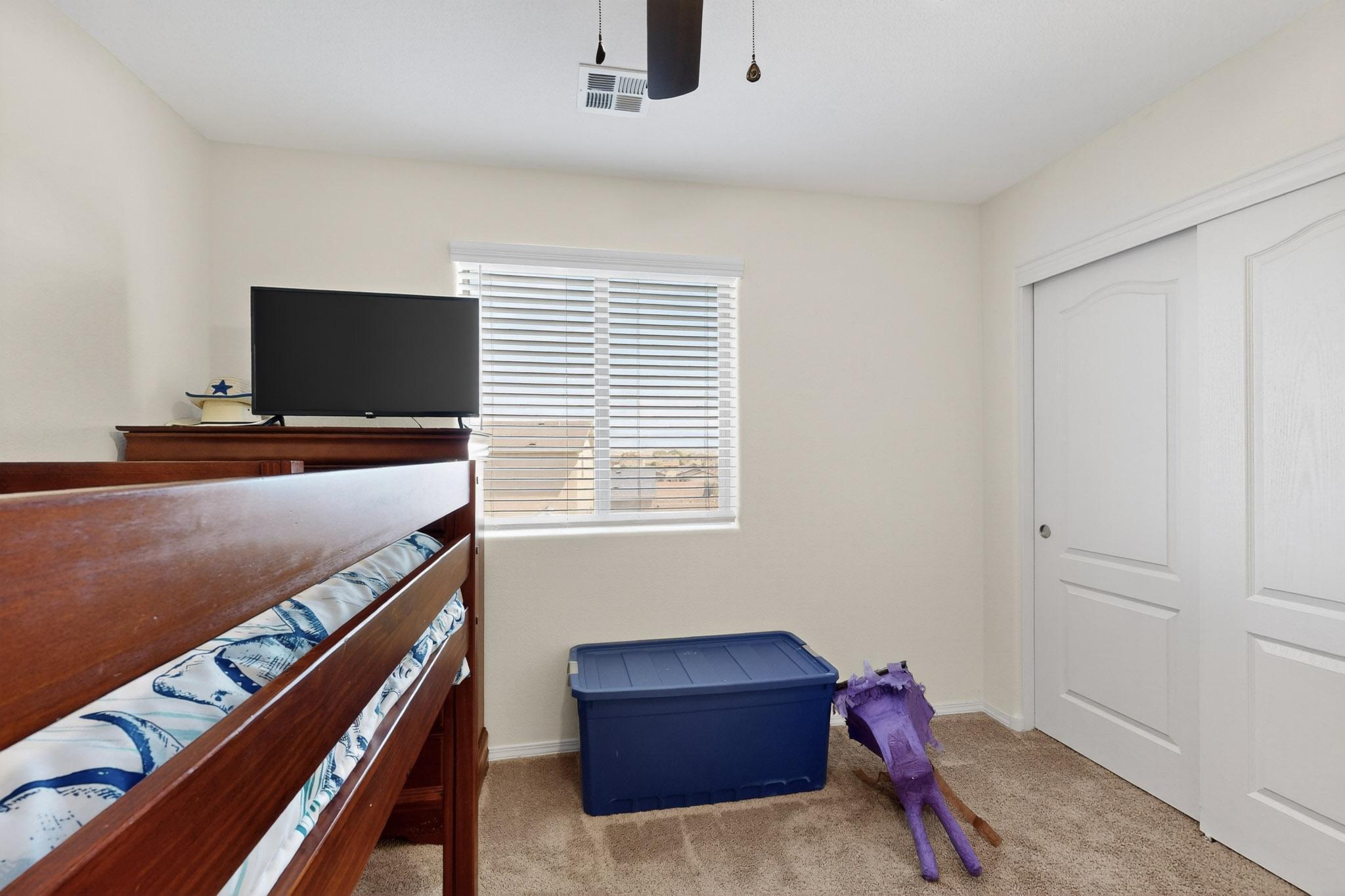 471 CHAFEY Drive SW