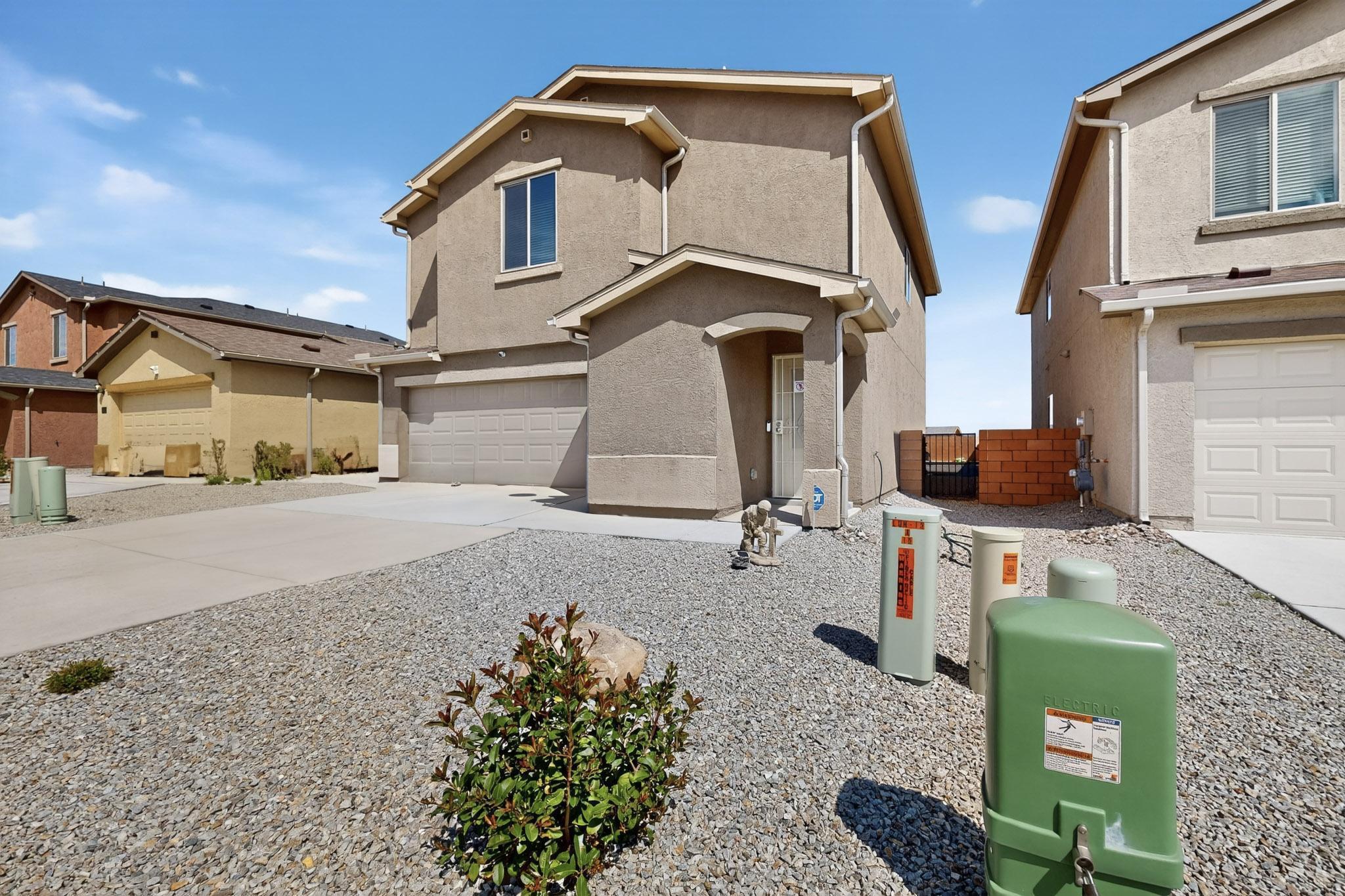 471 CHAFEY Drive SW
