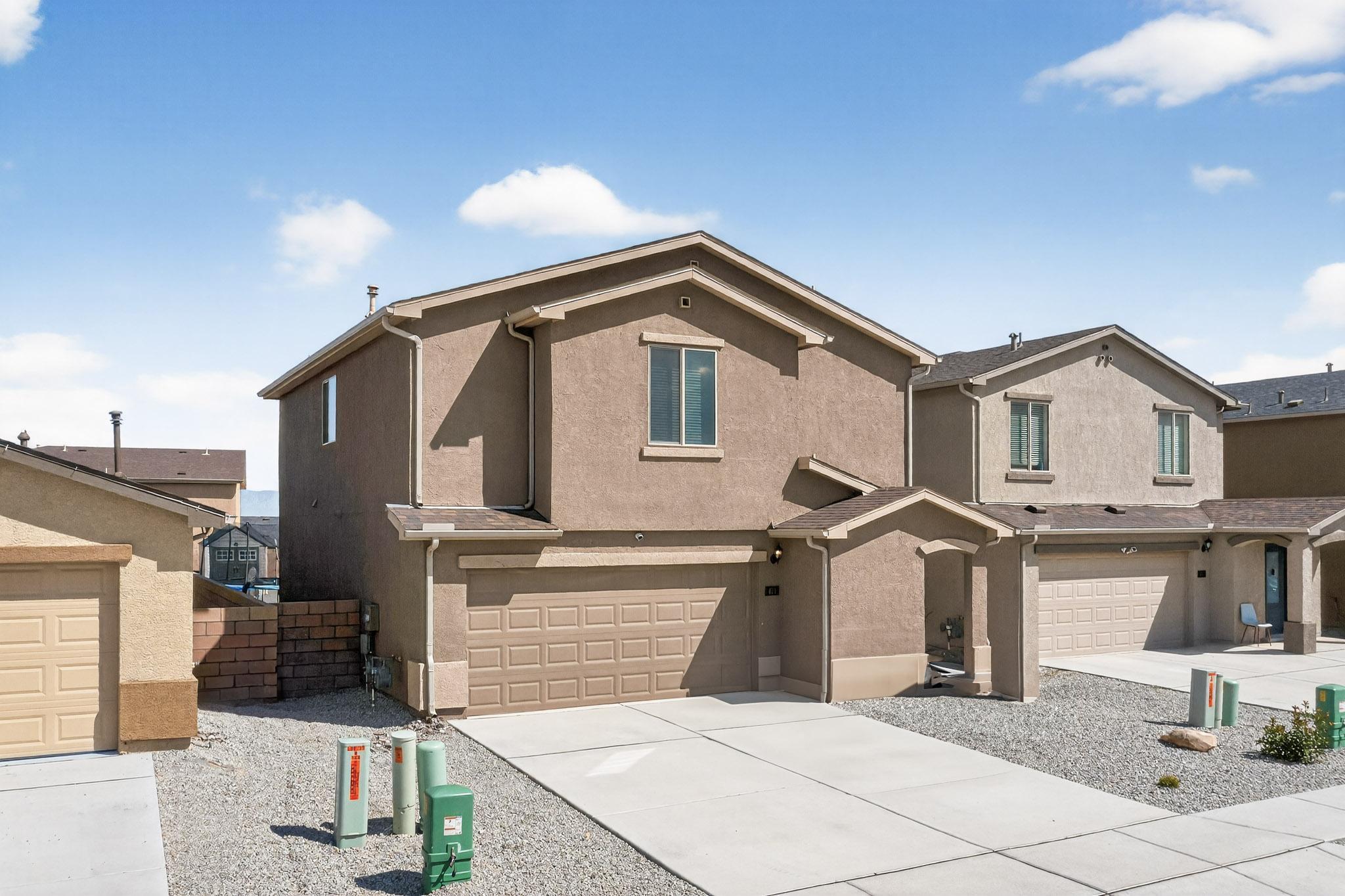 471 CHAFEY Drive SW