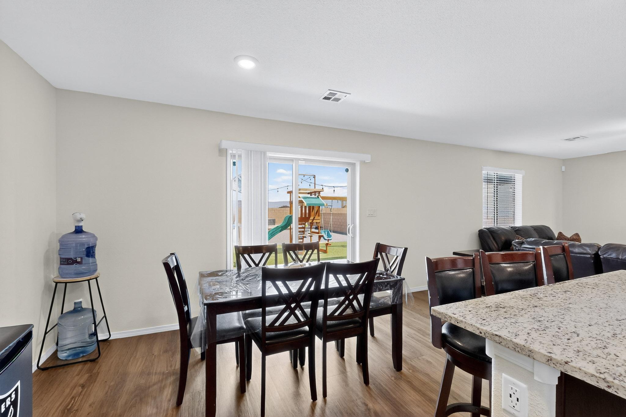 471 CHAFEY Drive SW