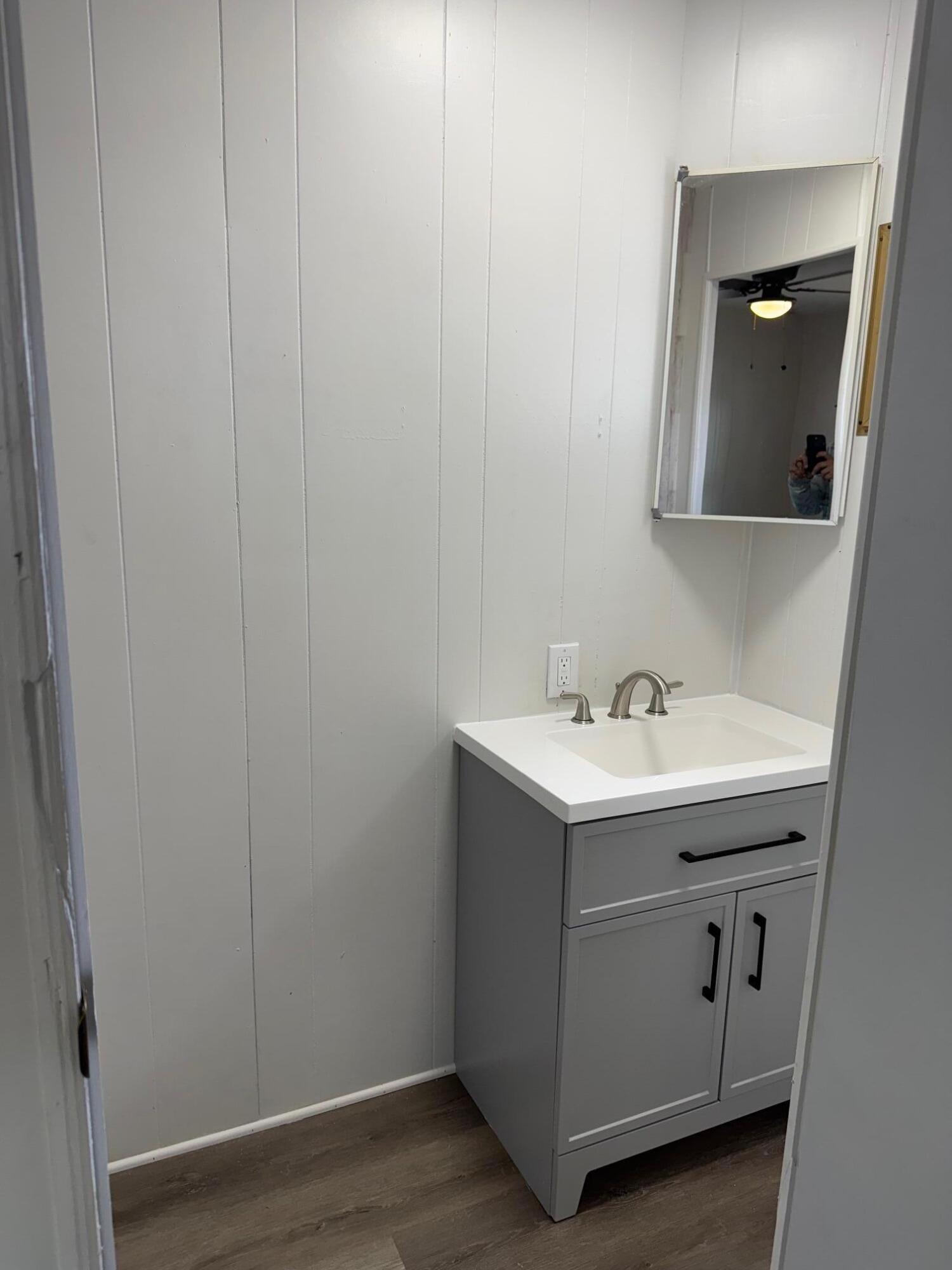 7112 PAN AMERICAN EAST NE 113