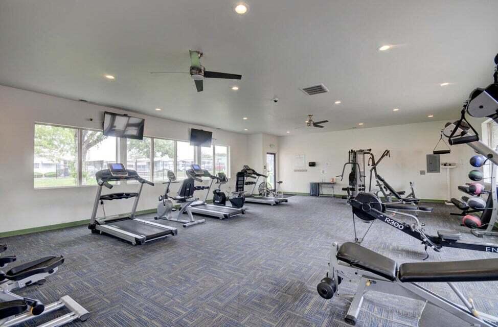 7112 PAN AMERICAN EAST NE 113