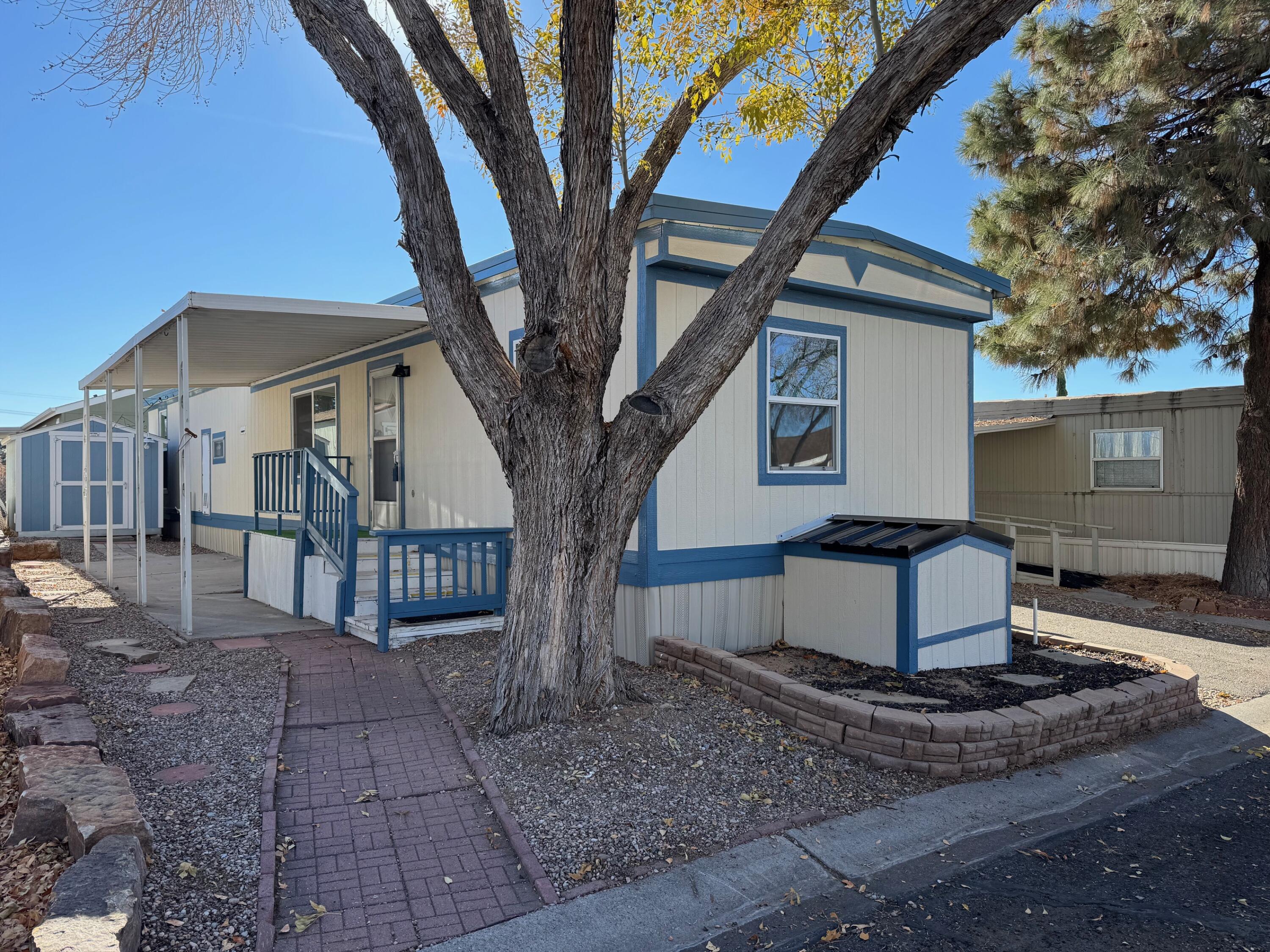 7112 PAN AMERICAN EAST NE 113