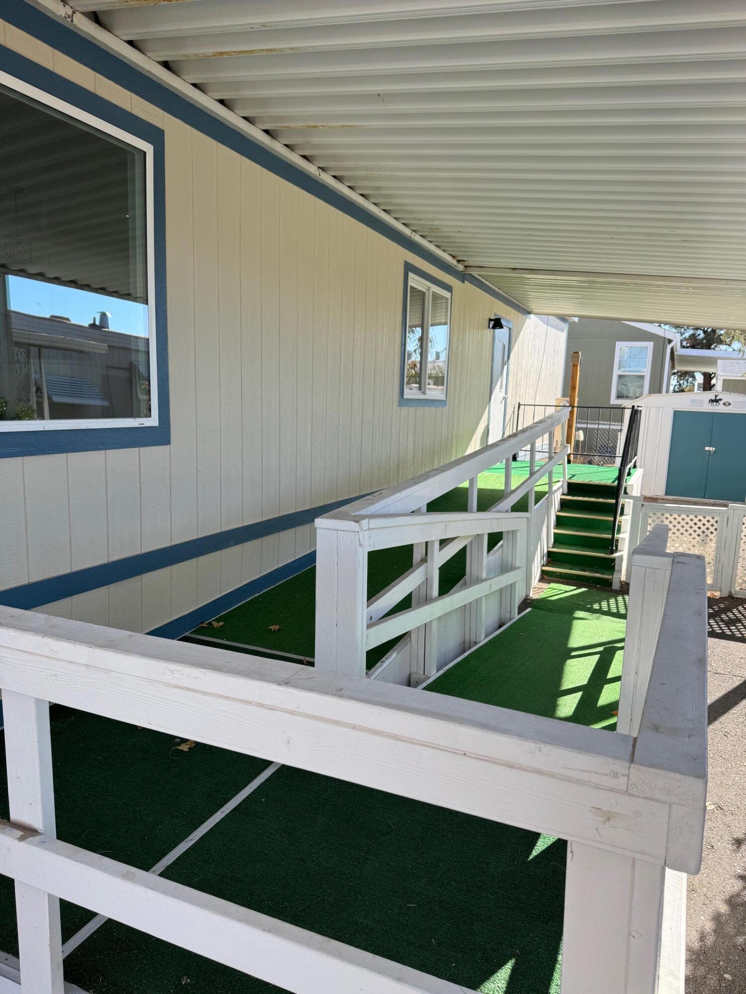 7112 PAN AMERICAN EAST NE 113