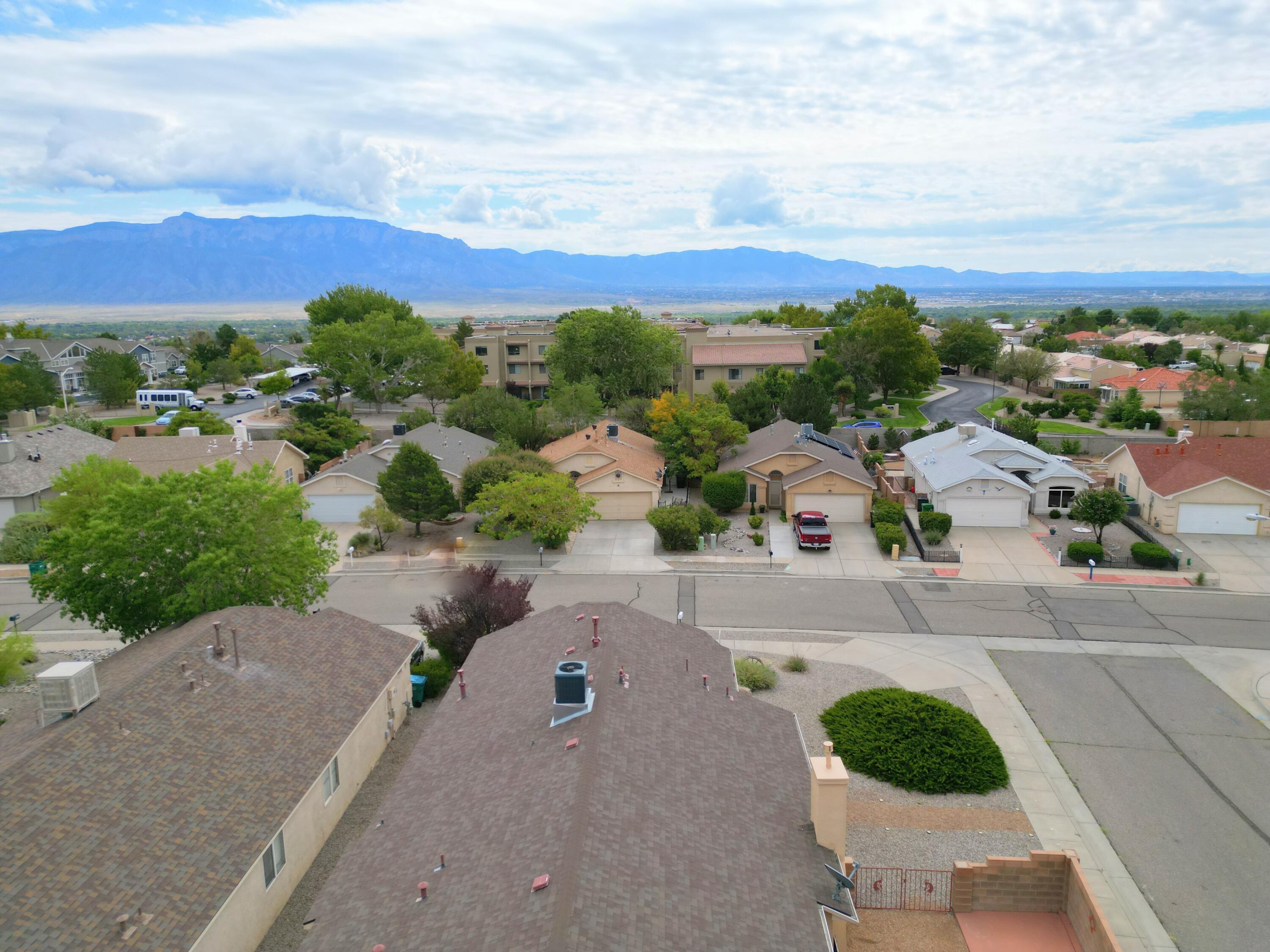 4444 Snowheights Circle SE