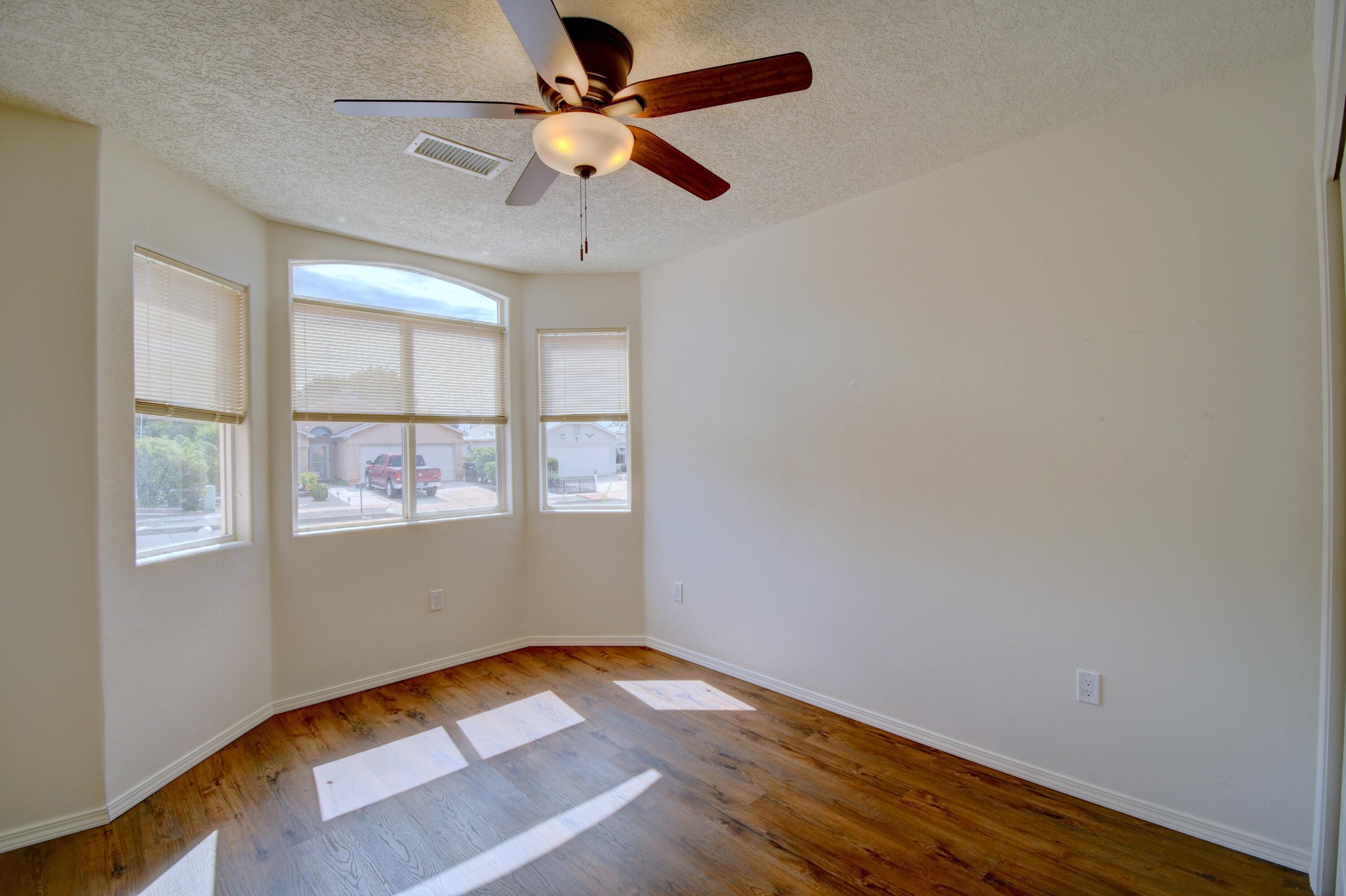 4444 Snowheights Circle SE