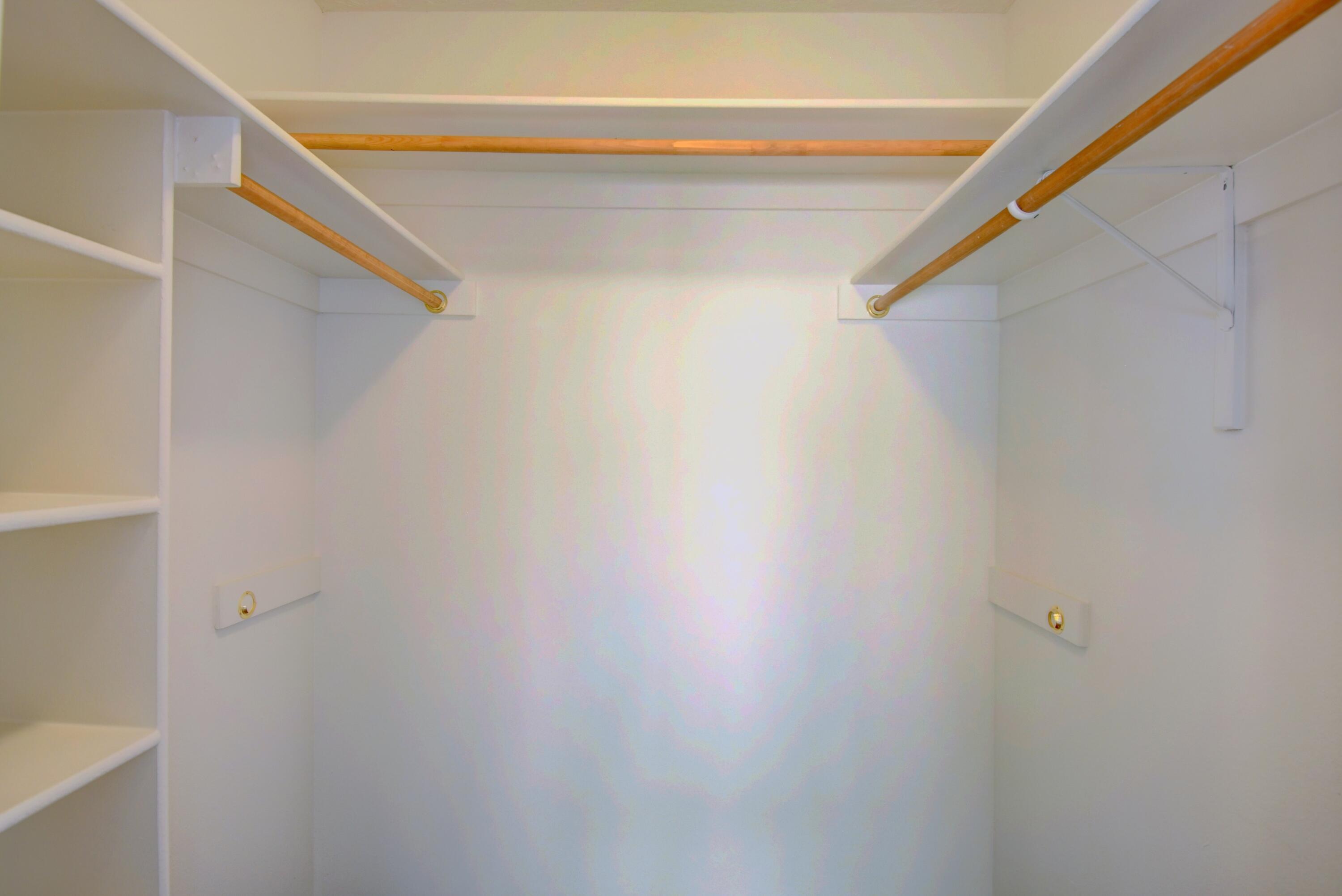 4444 Snowheights Circle SE