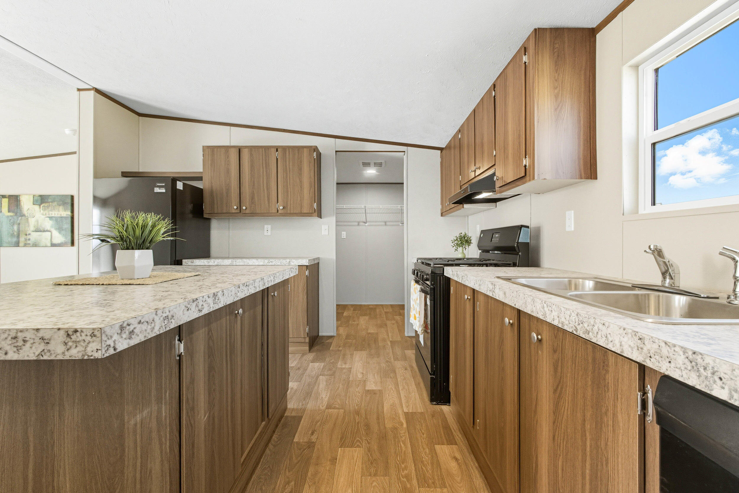 2706 Paseo Arbolado