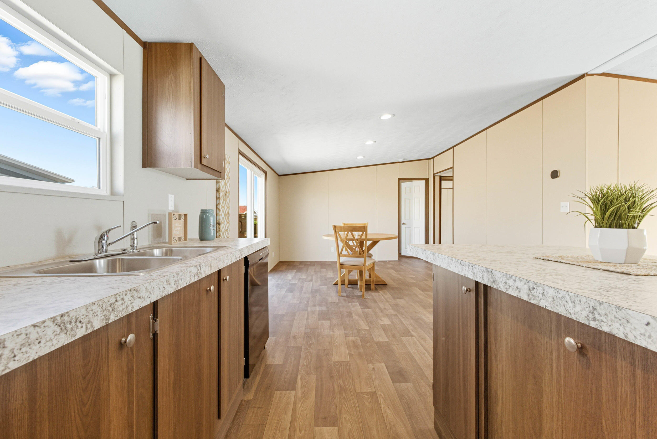 2706 Paseo Arbolado