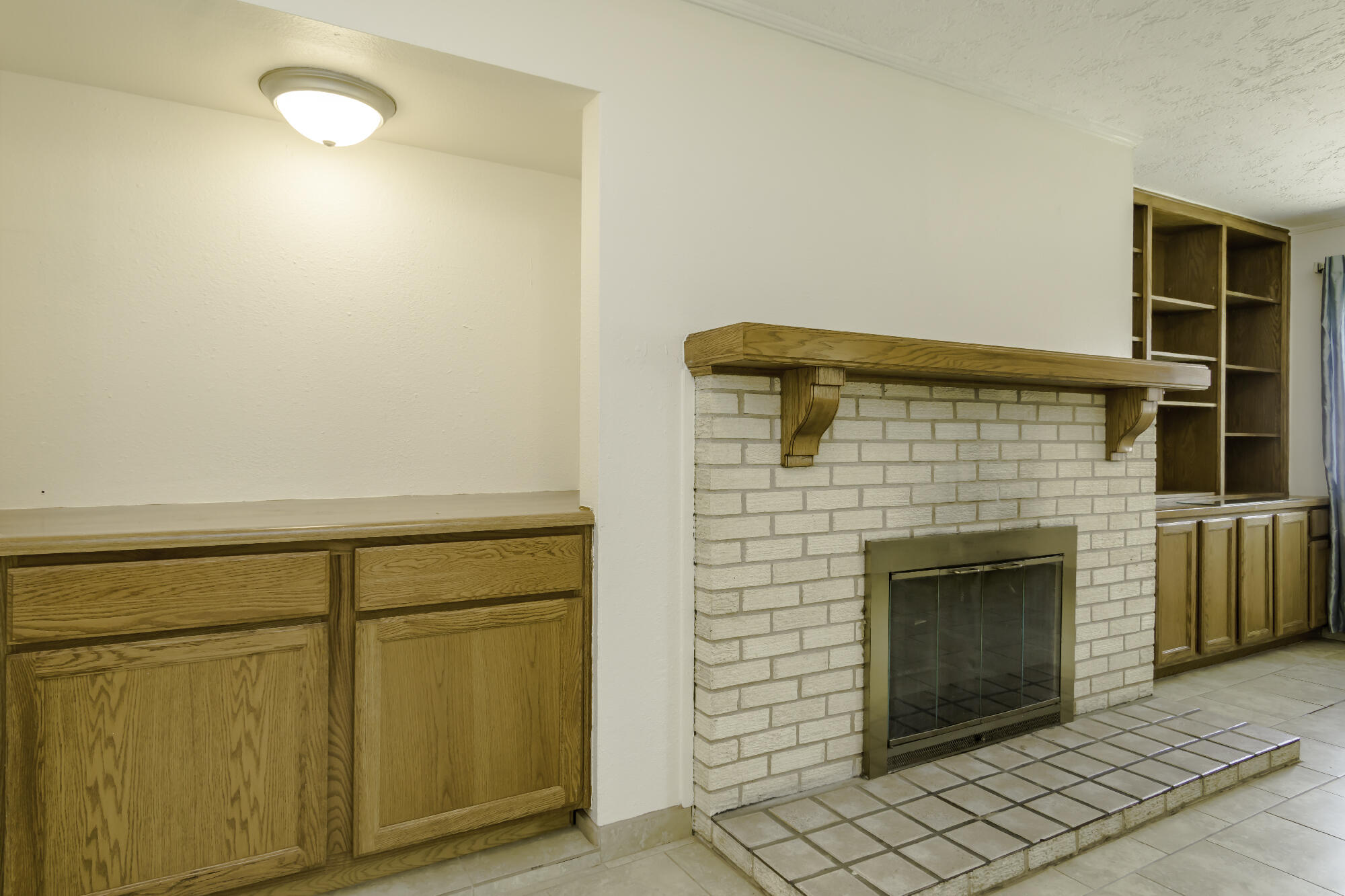 1909 Othello Court NE