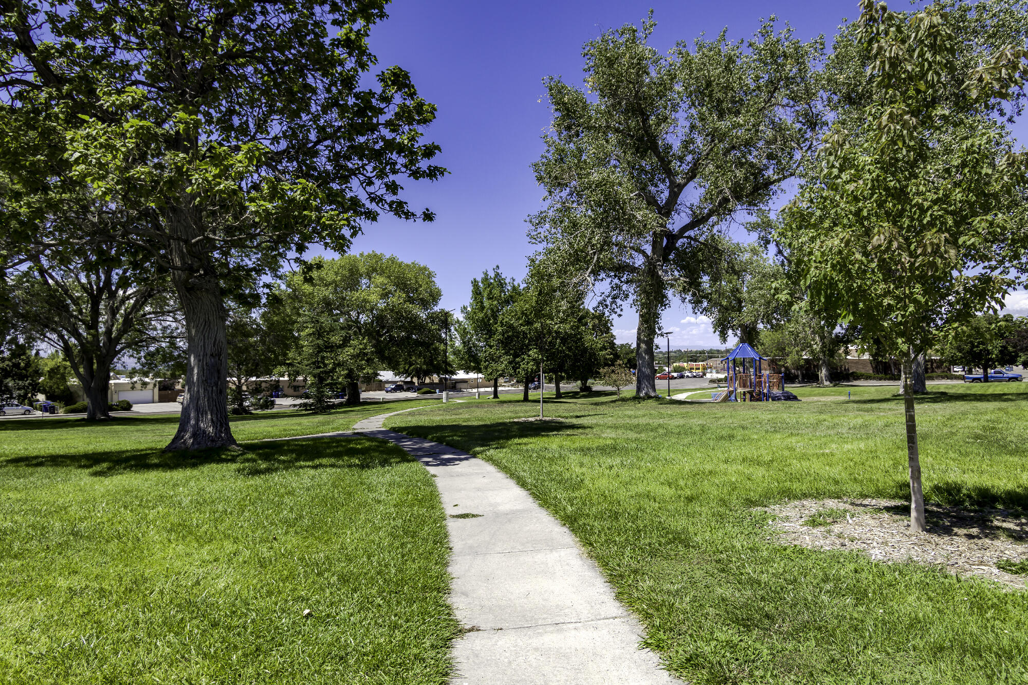 1909 Othello Court NE