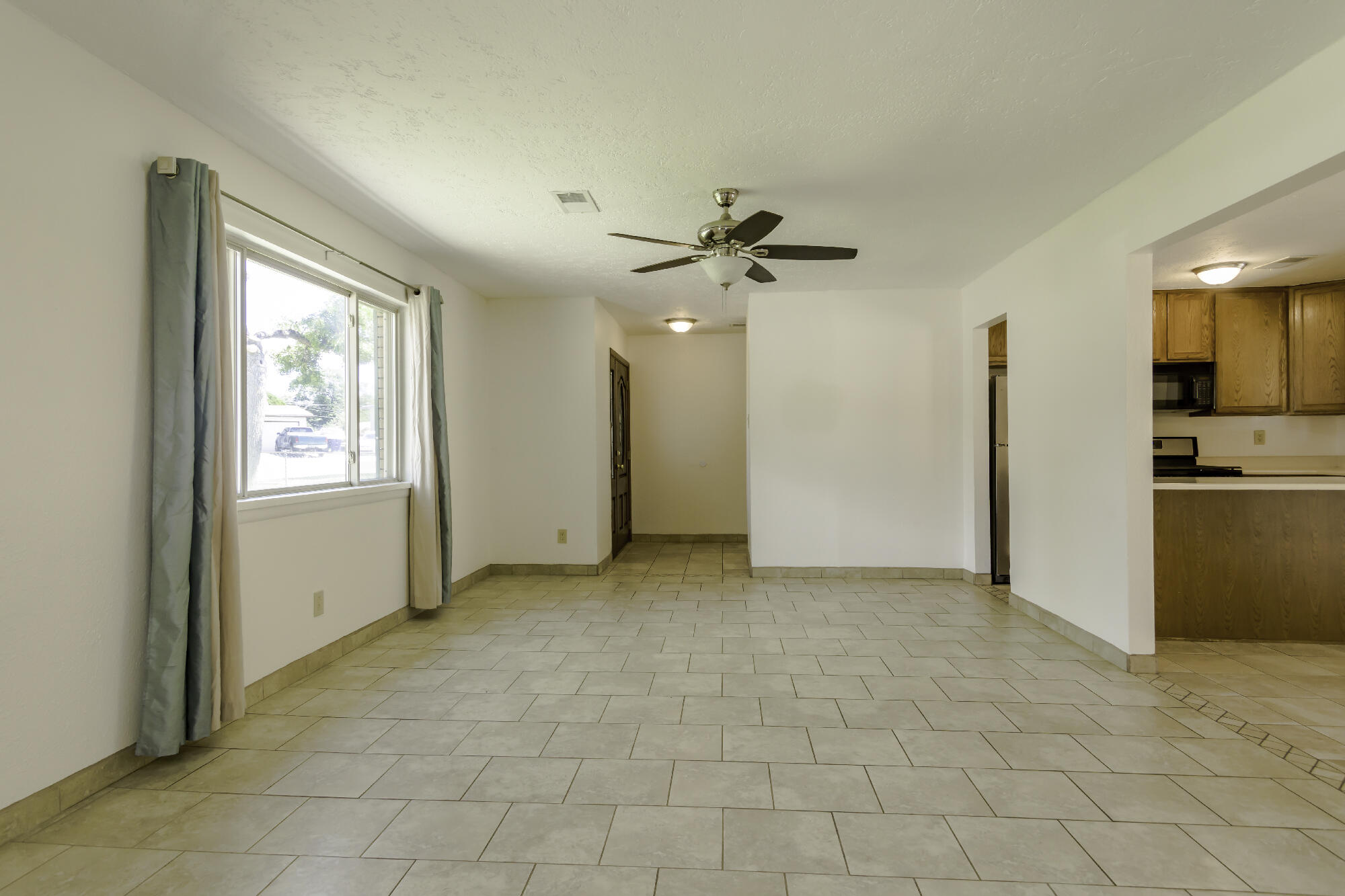 1909 Othello Court NE