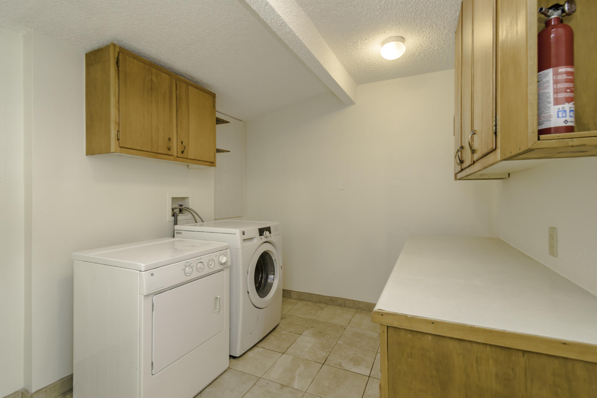 1909 Othello Court NE