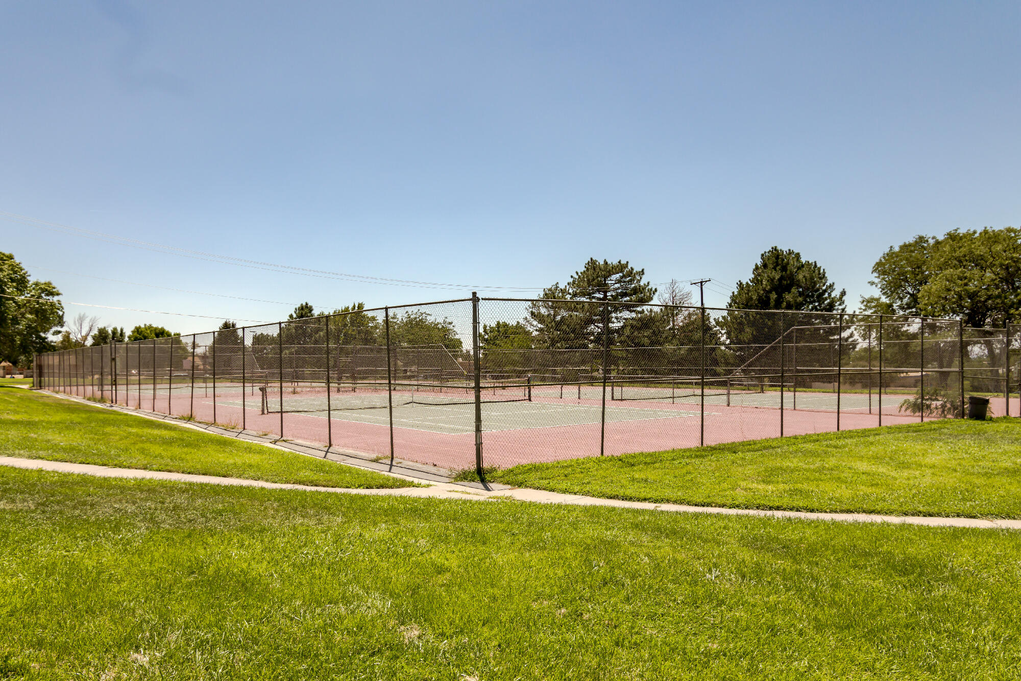 1909 Othello Court NE