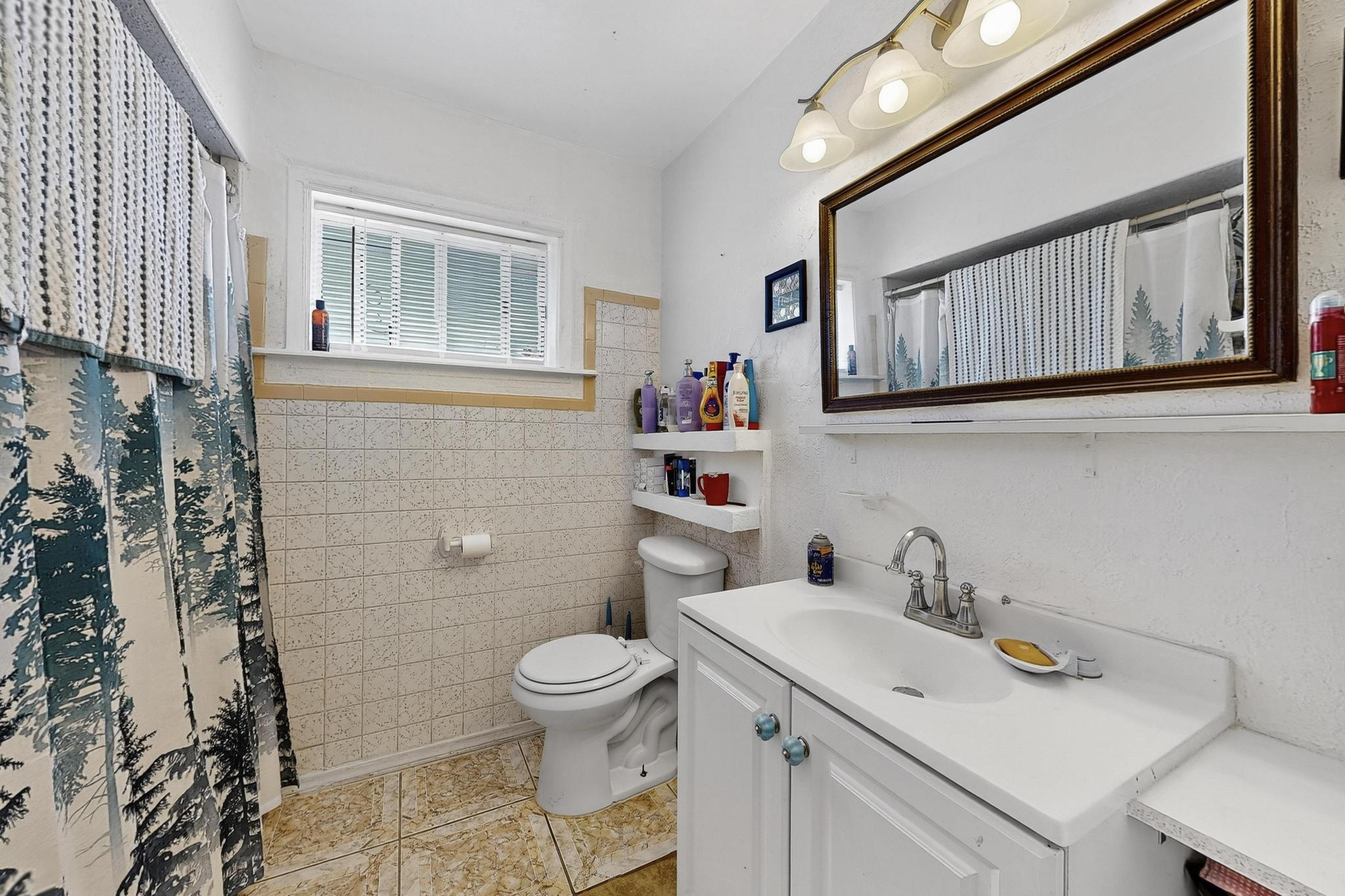 1604 JUAN PEREA Road