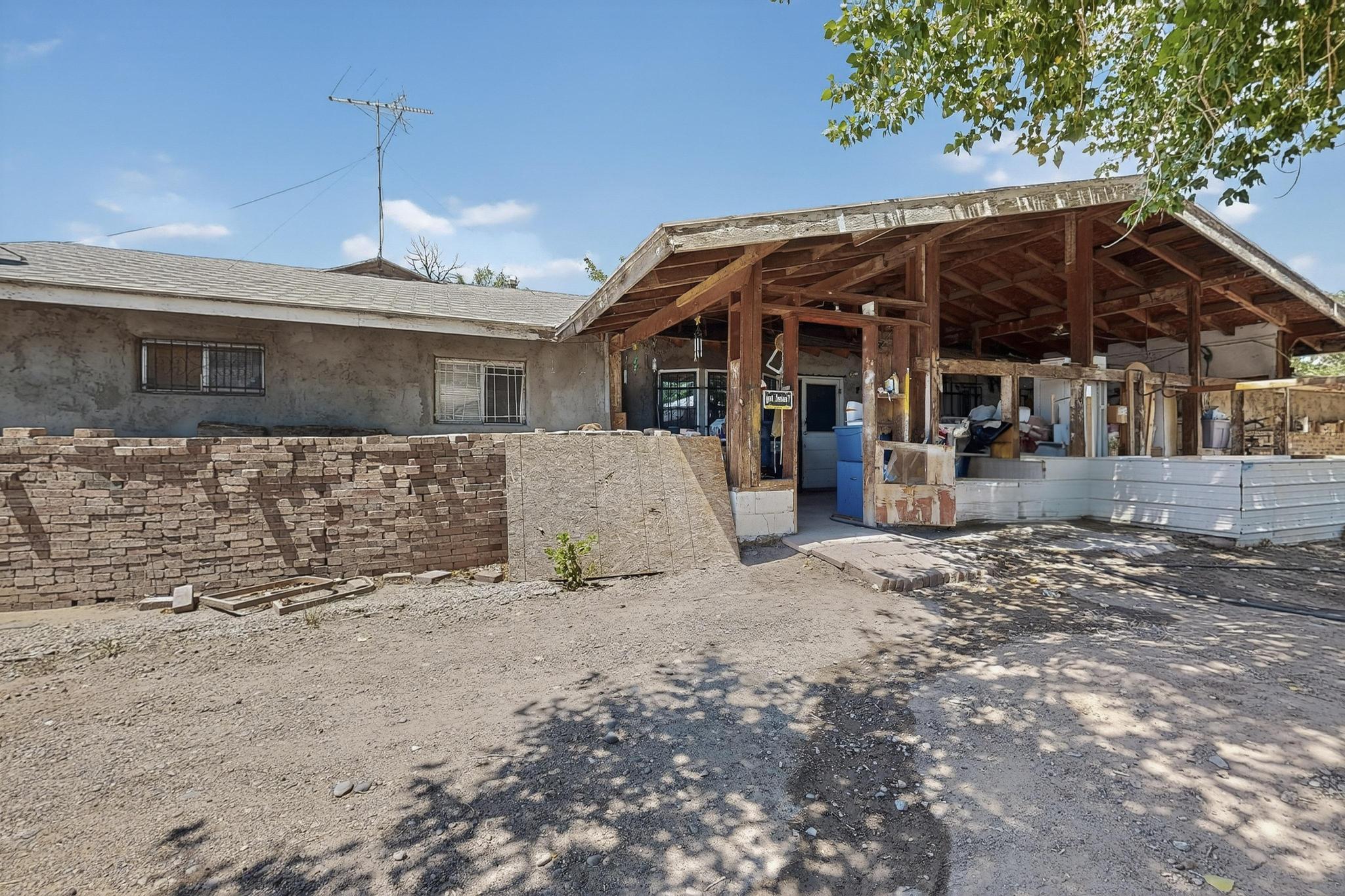 1604 JUAN PEREA Road