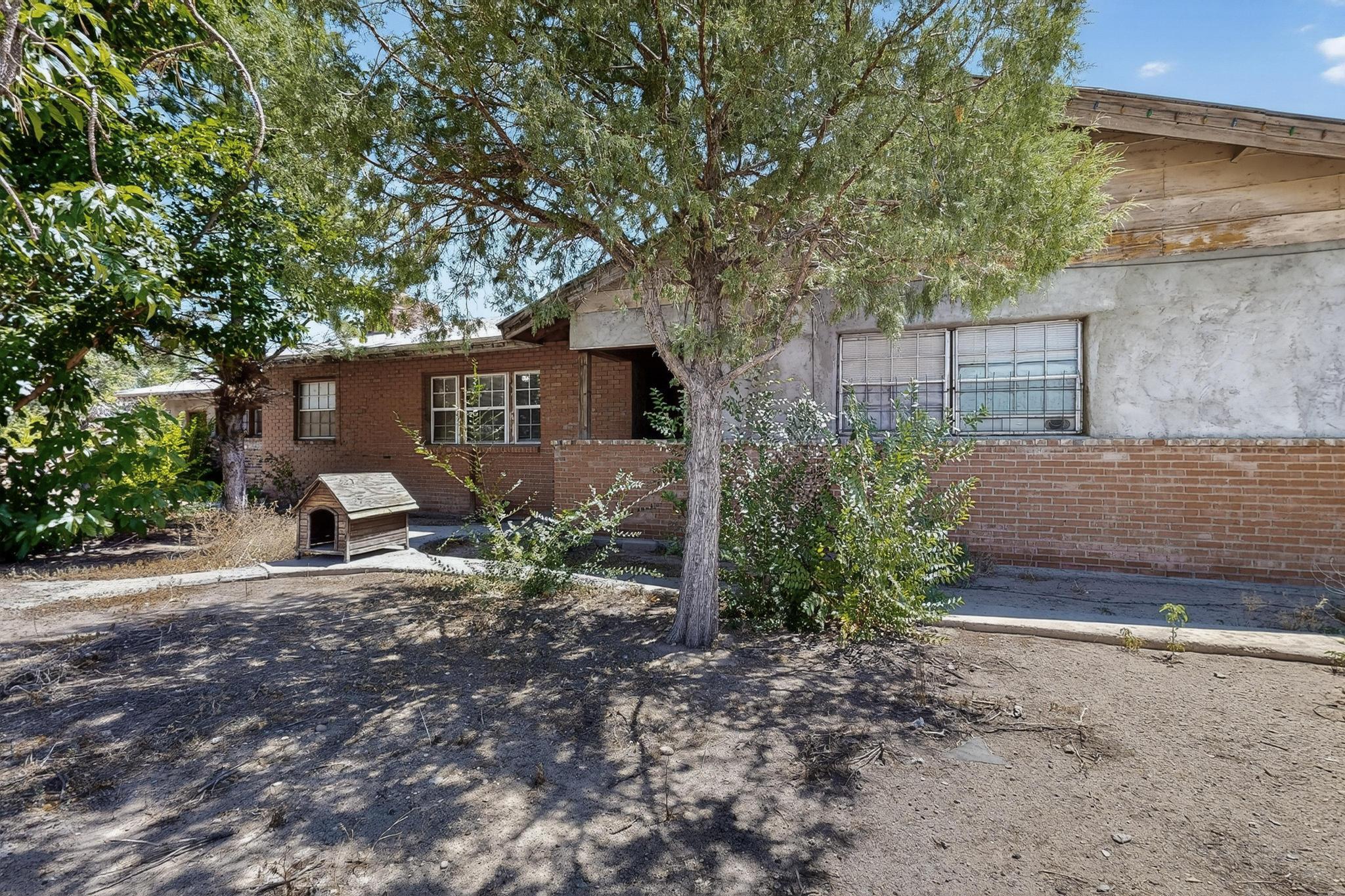 1604 JUAN PEREA Road