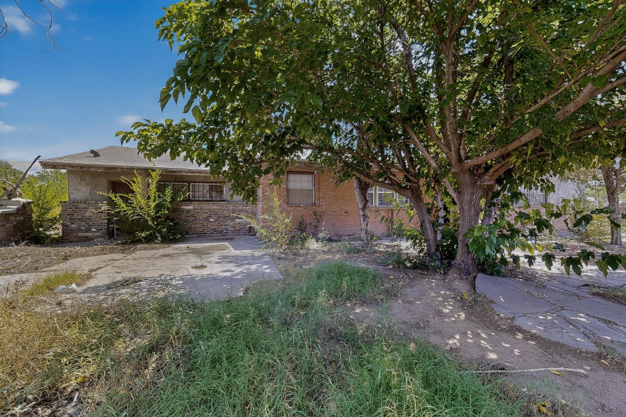 1604 JUAN PEREA Road